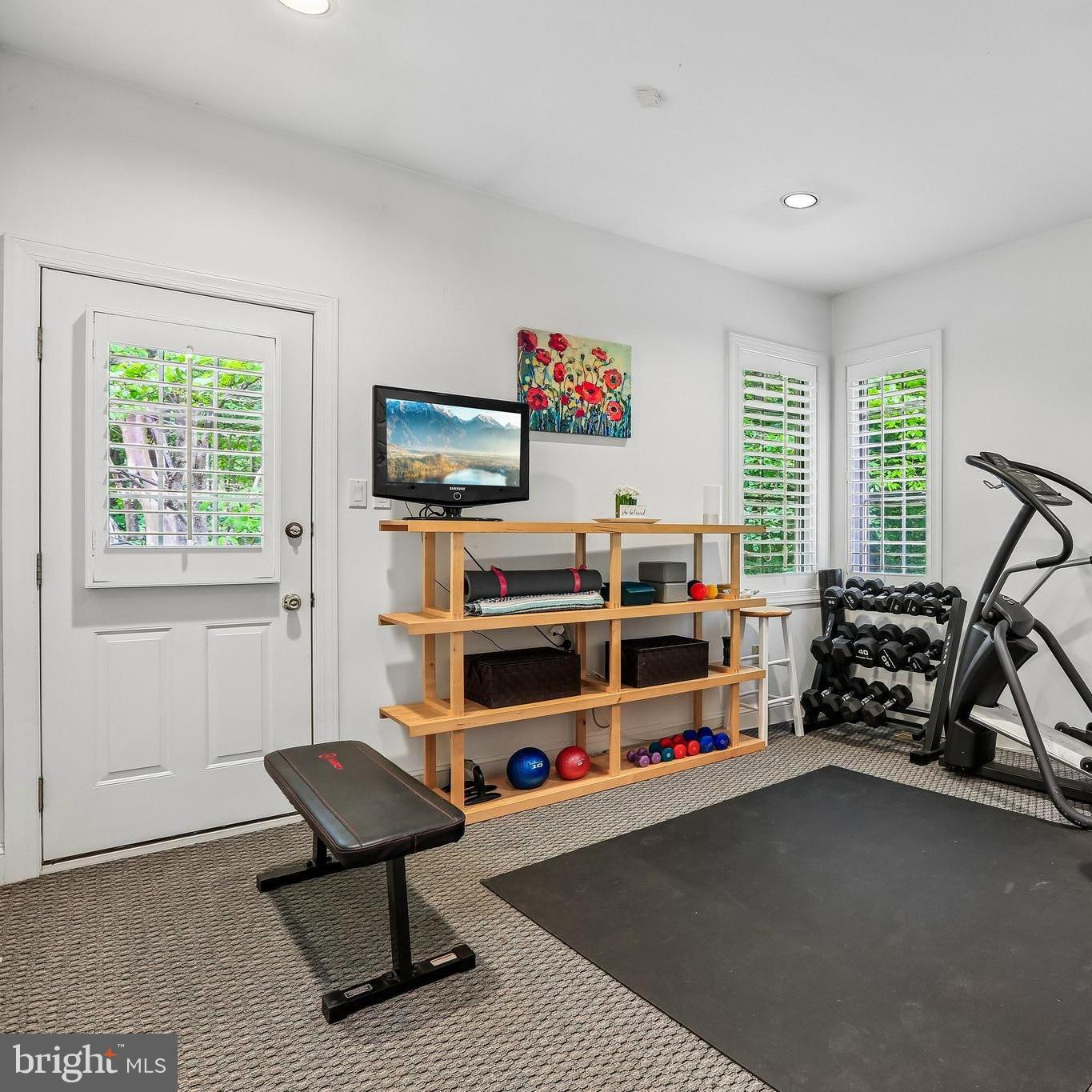 VALLEY BROOK - Residential