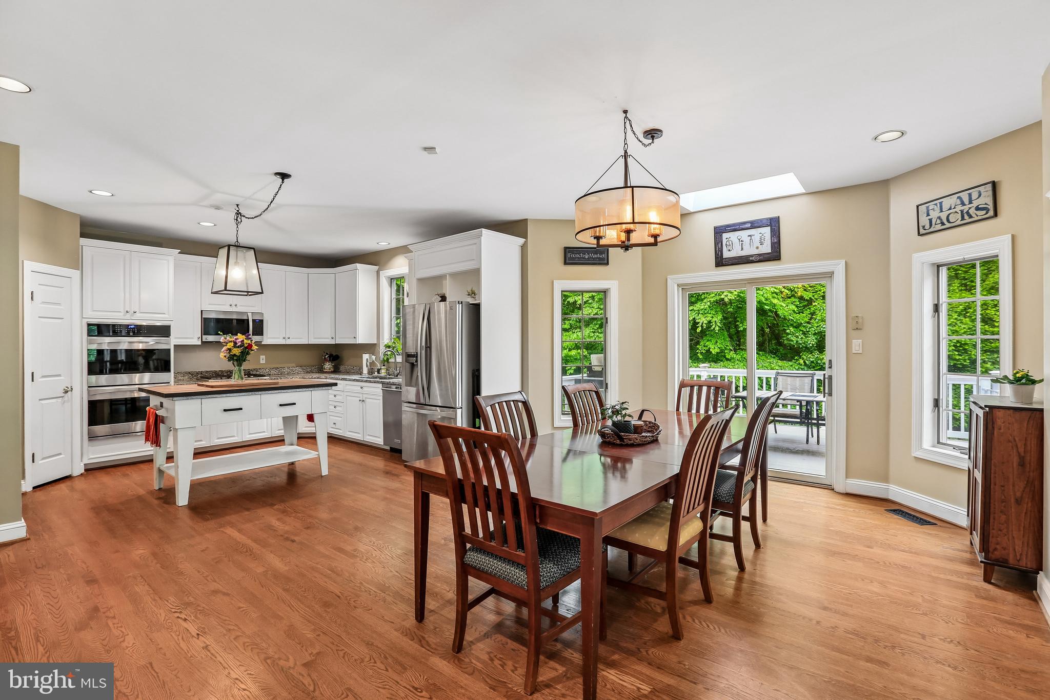 VALLEY BROOK - Residential