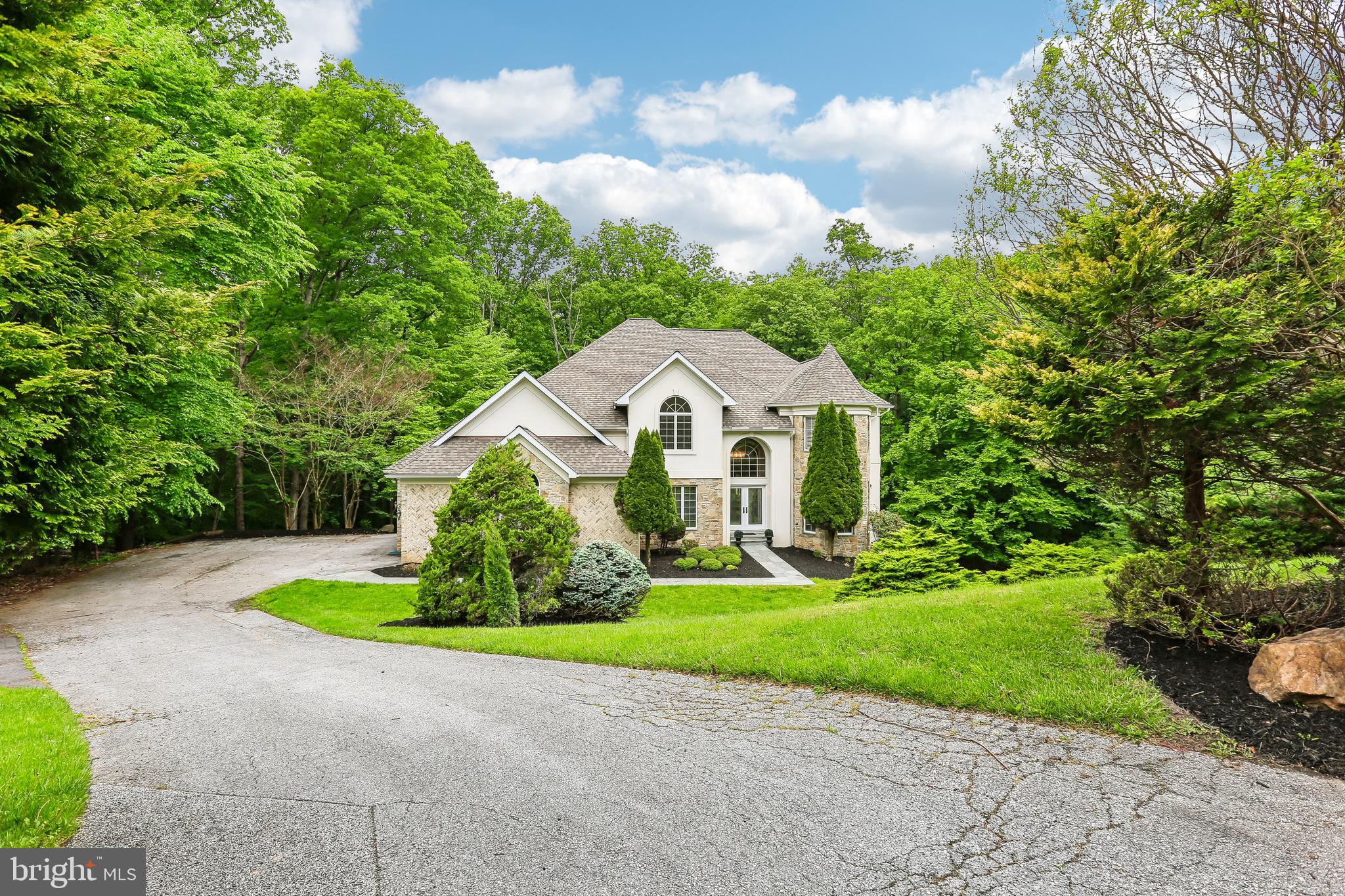 VALLEY BROOK - Residential