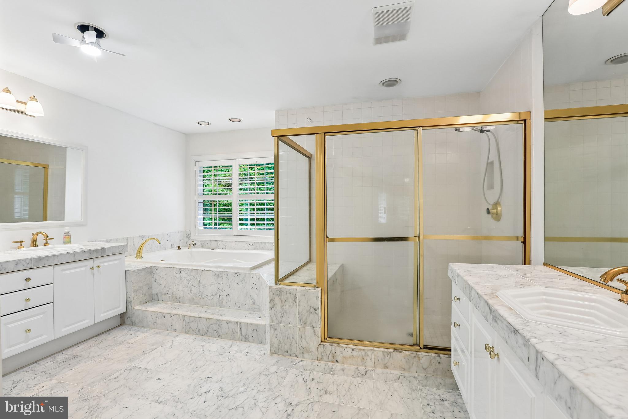 VALLEY BROOK - Residential