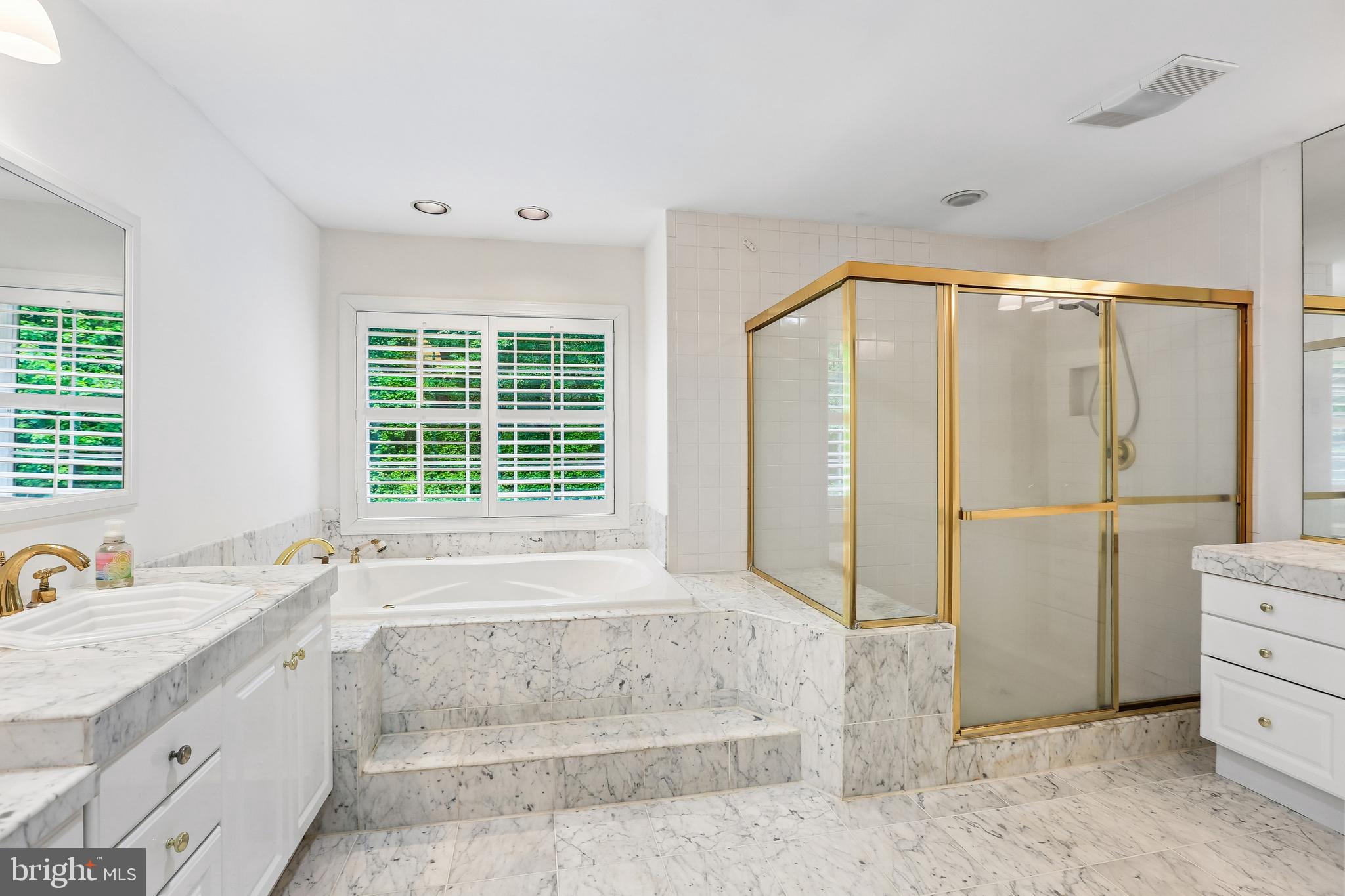 VALLEY BROOK - Residential