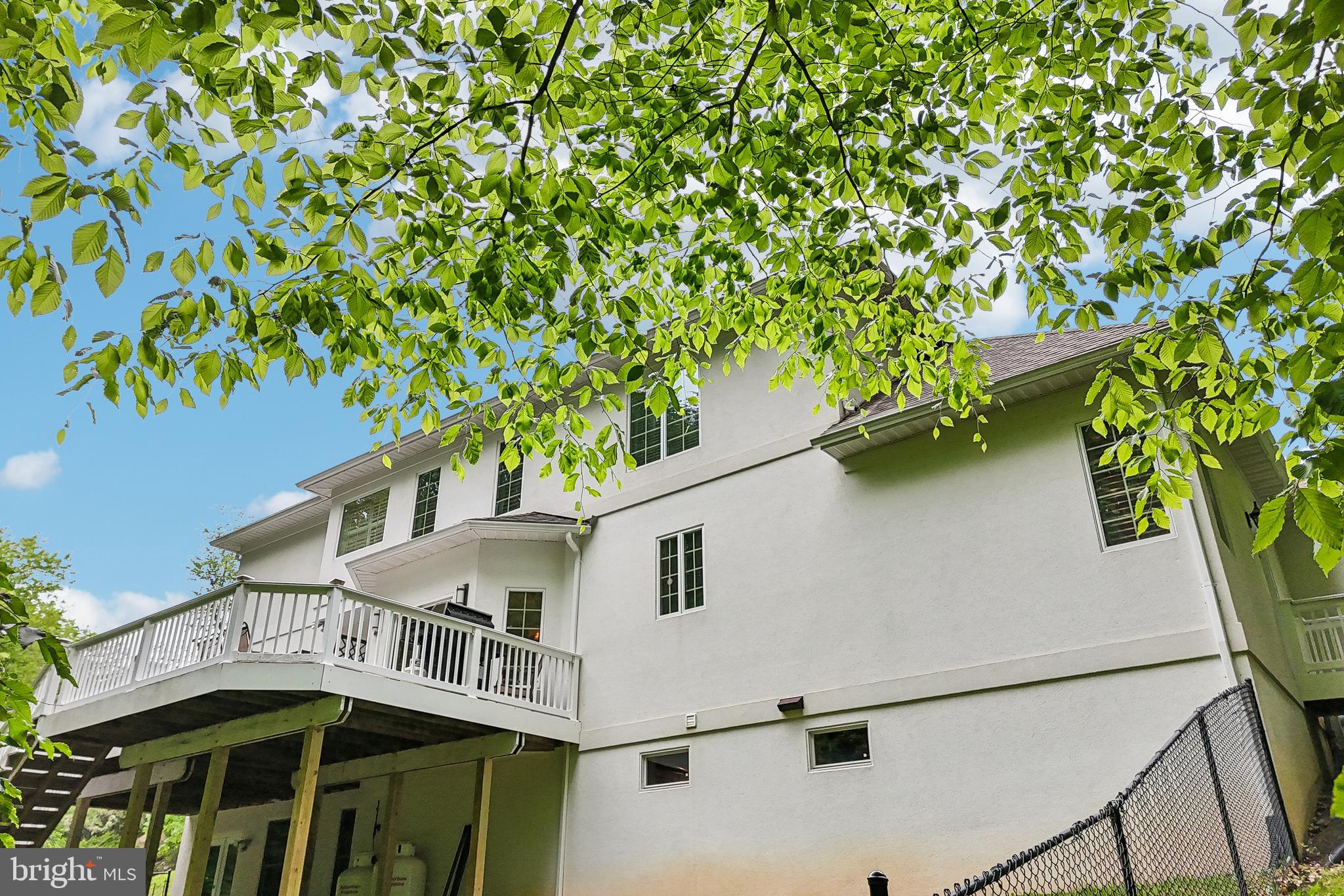 VALLEY BROOK - Residential