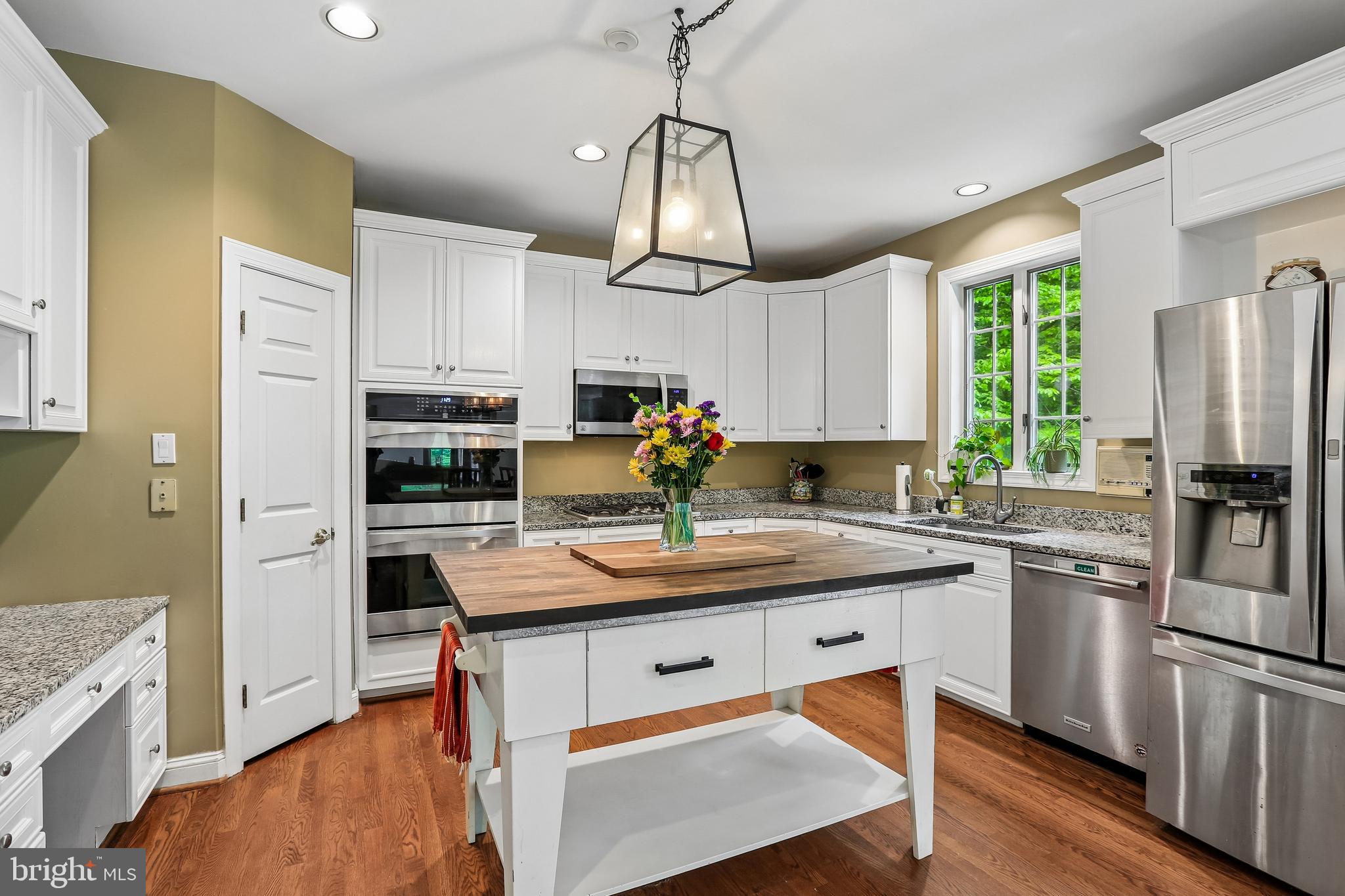 VALLEY BROOK - Residential