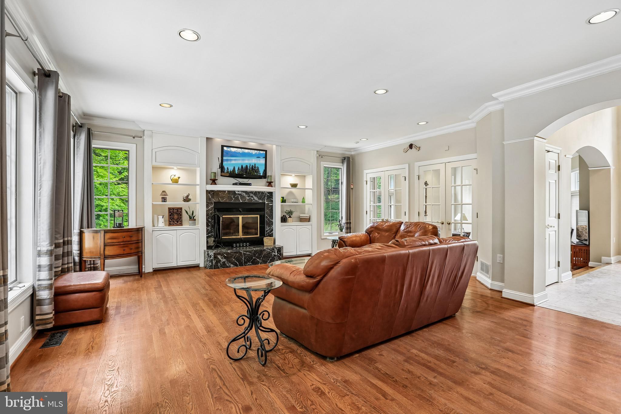 VALLEY BROOK - Residential