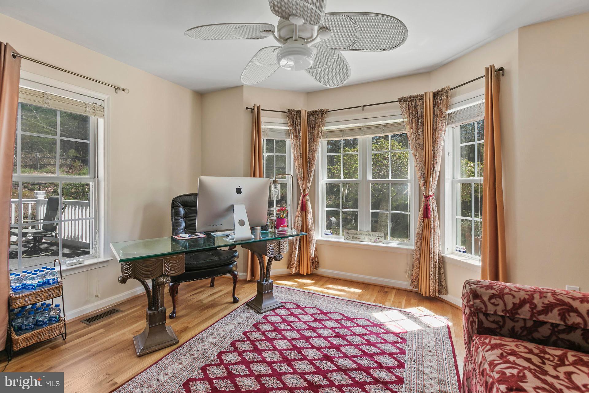 SUMMERWOOD - Residential