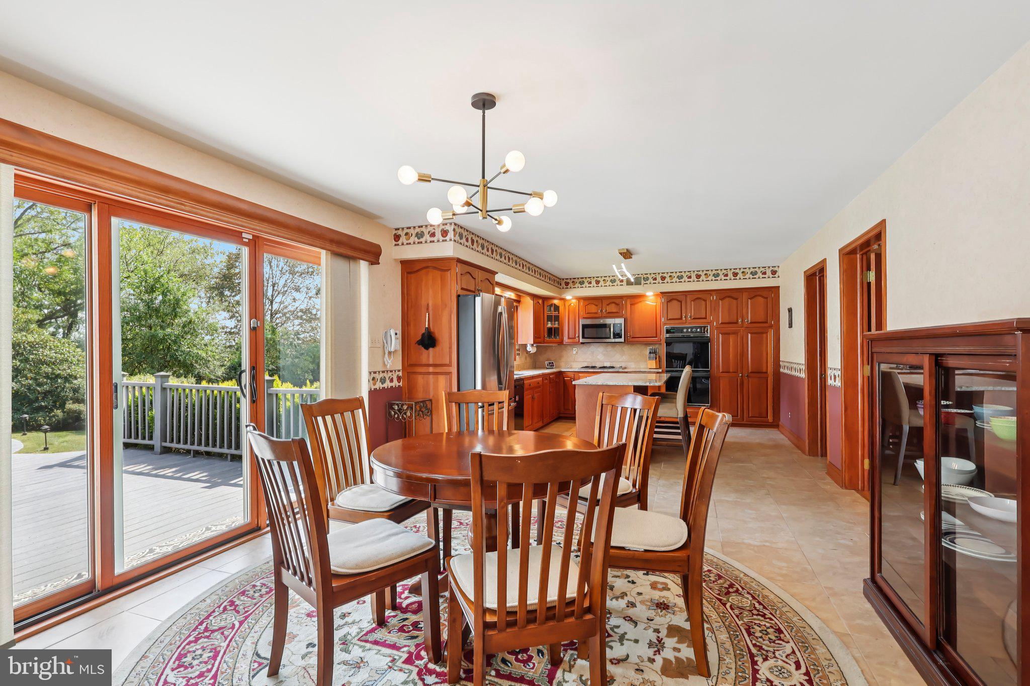 NEW SOUTH HILLS - Residential