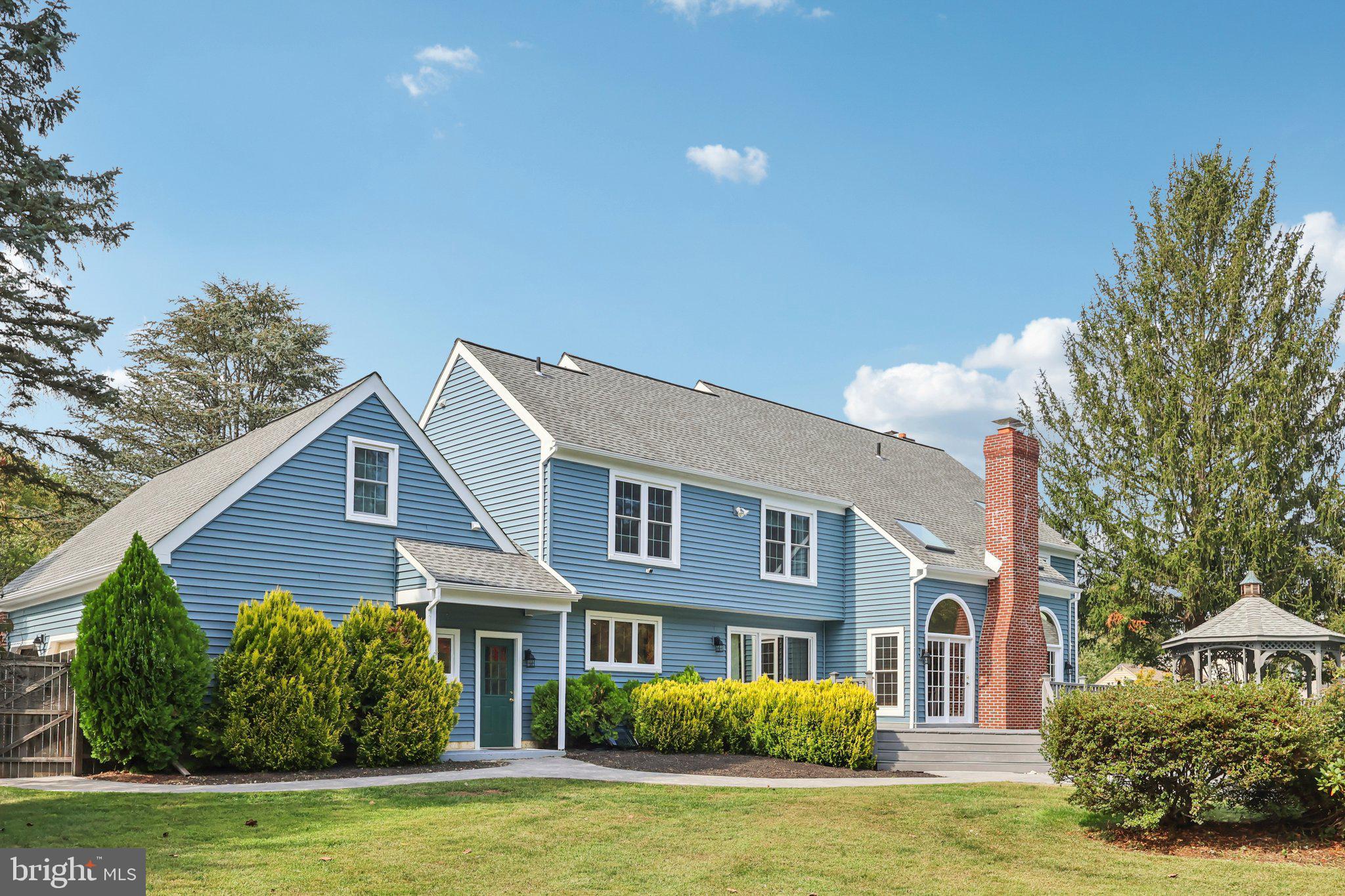 NEW SOUTH HILLS - Residential