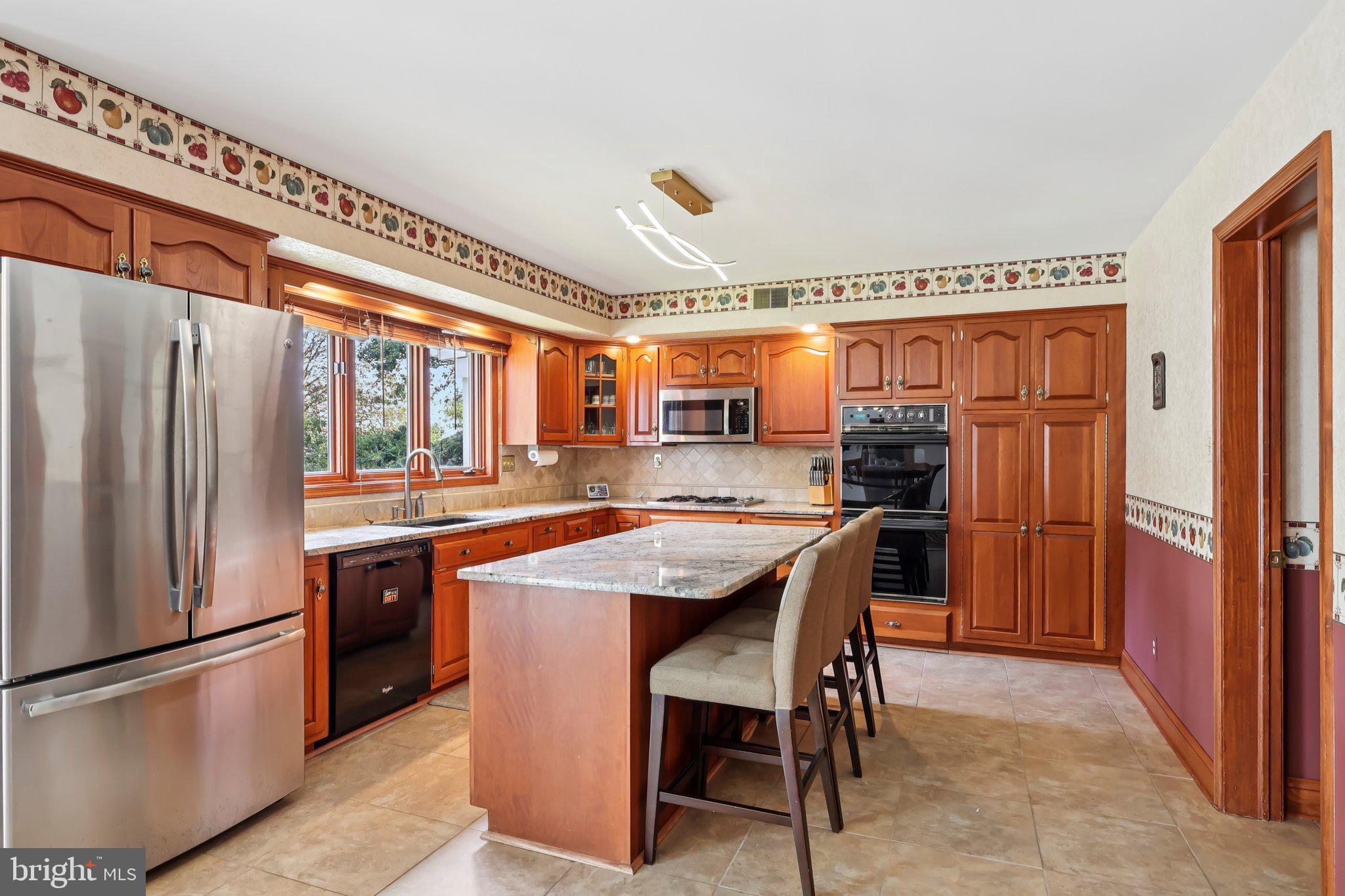 NEW SOUTH HILLS - Residential