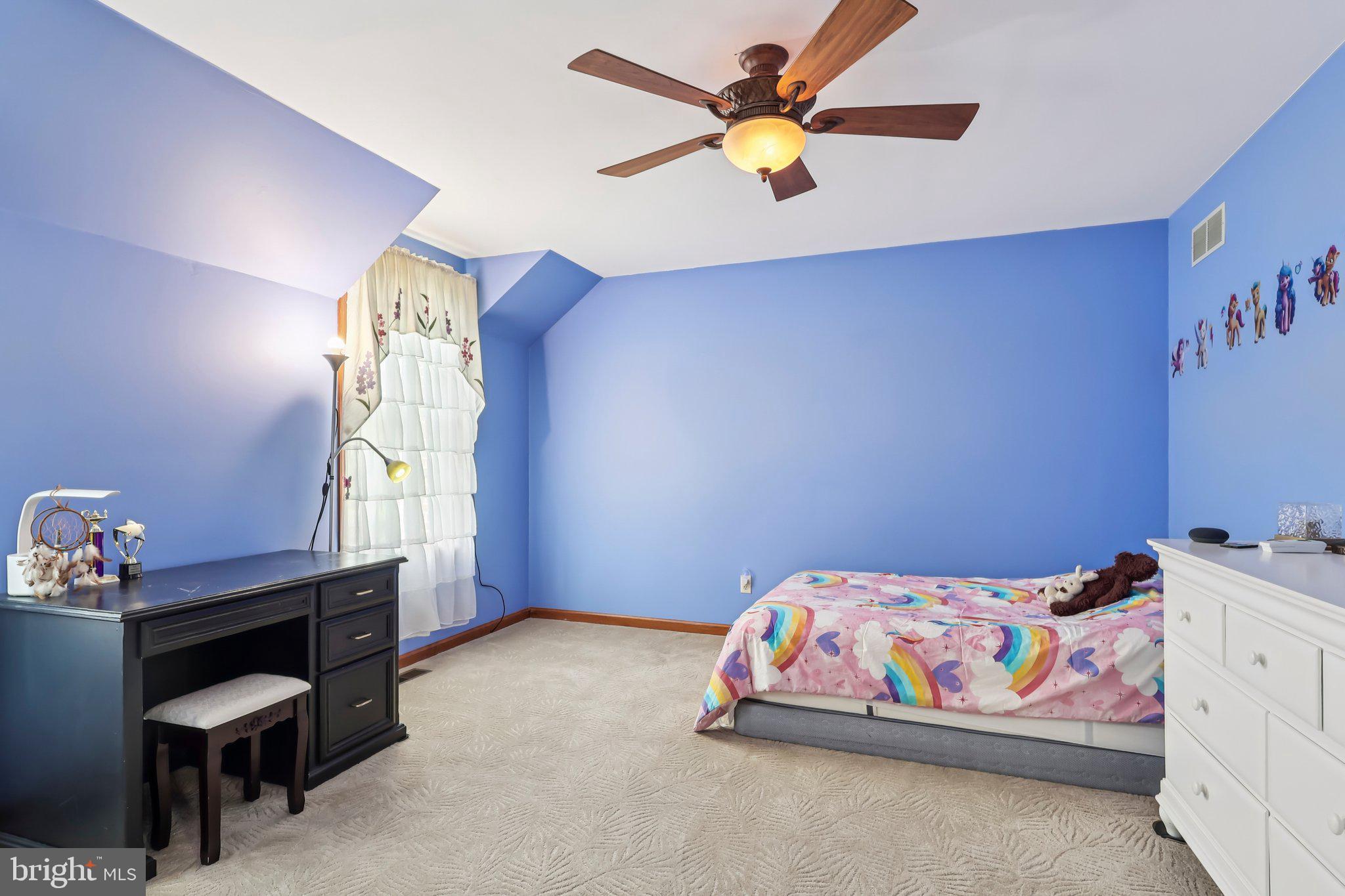 NEW SOUTH HILLS - Residential