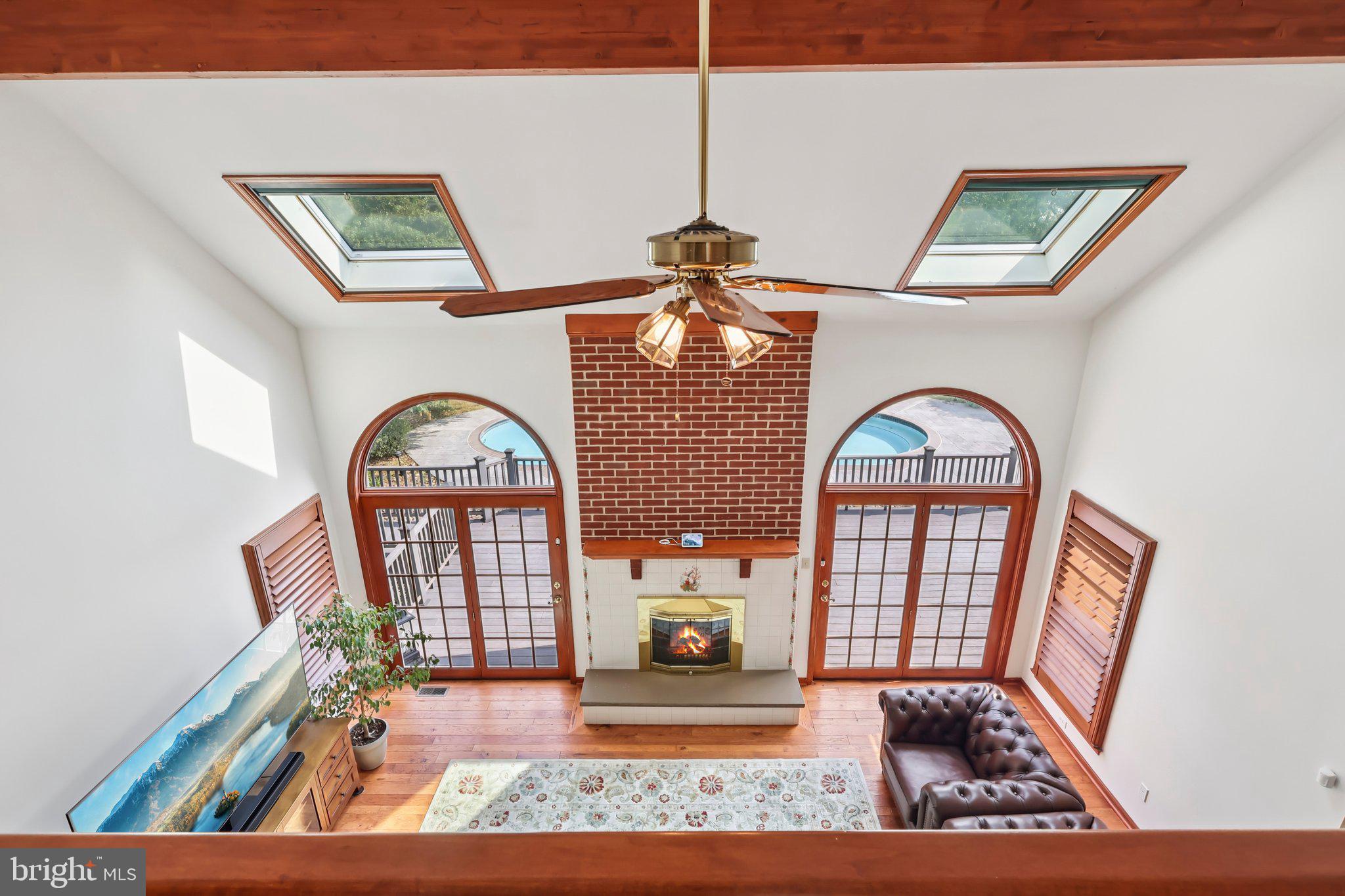 NEW SOUTH HILLS - Residential