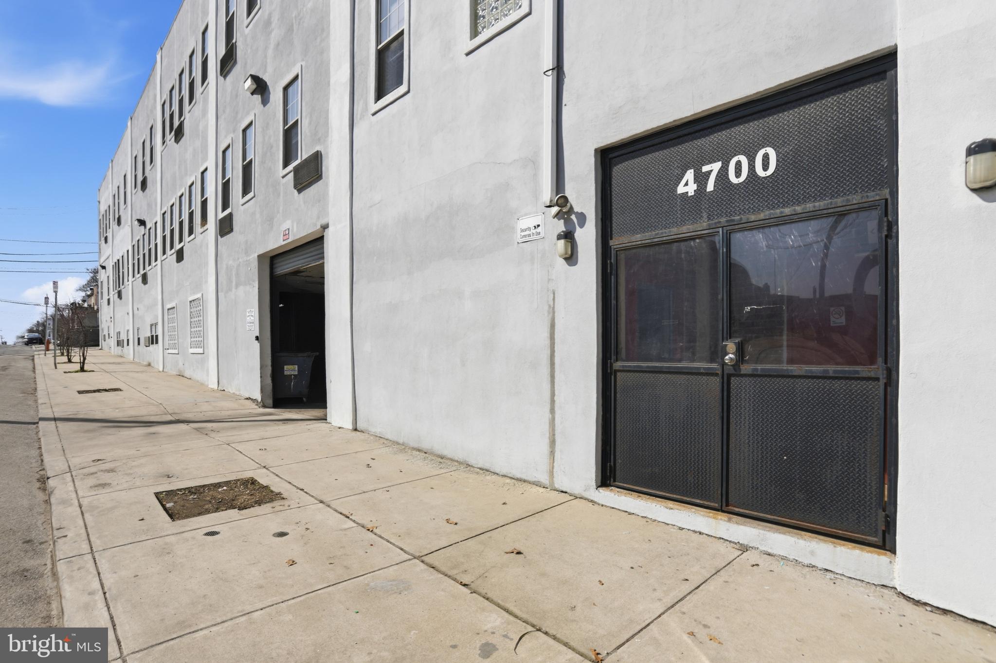 GERMANTOWN - Commercial Sale