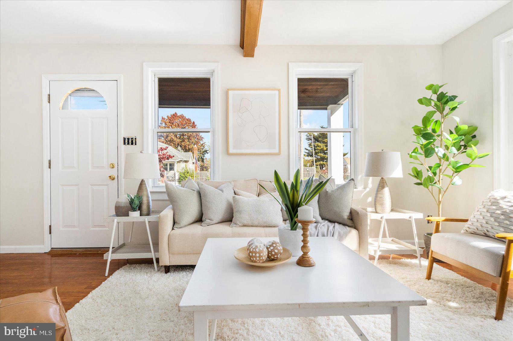 NORWOOD PARK - Residential