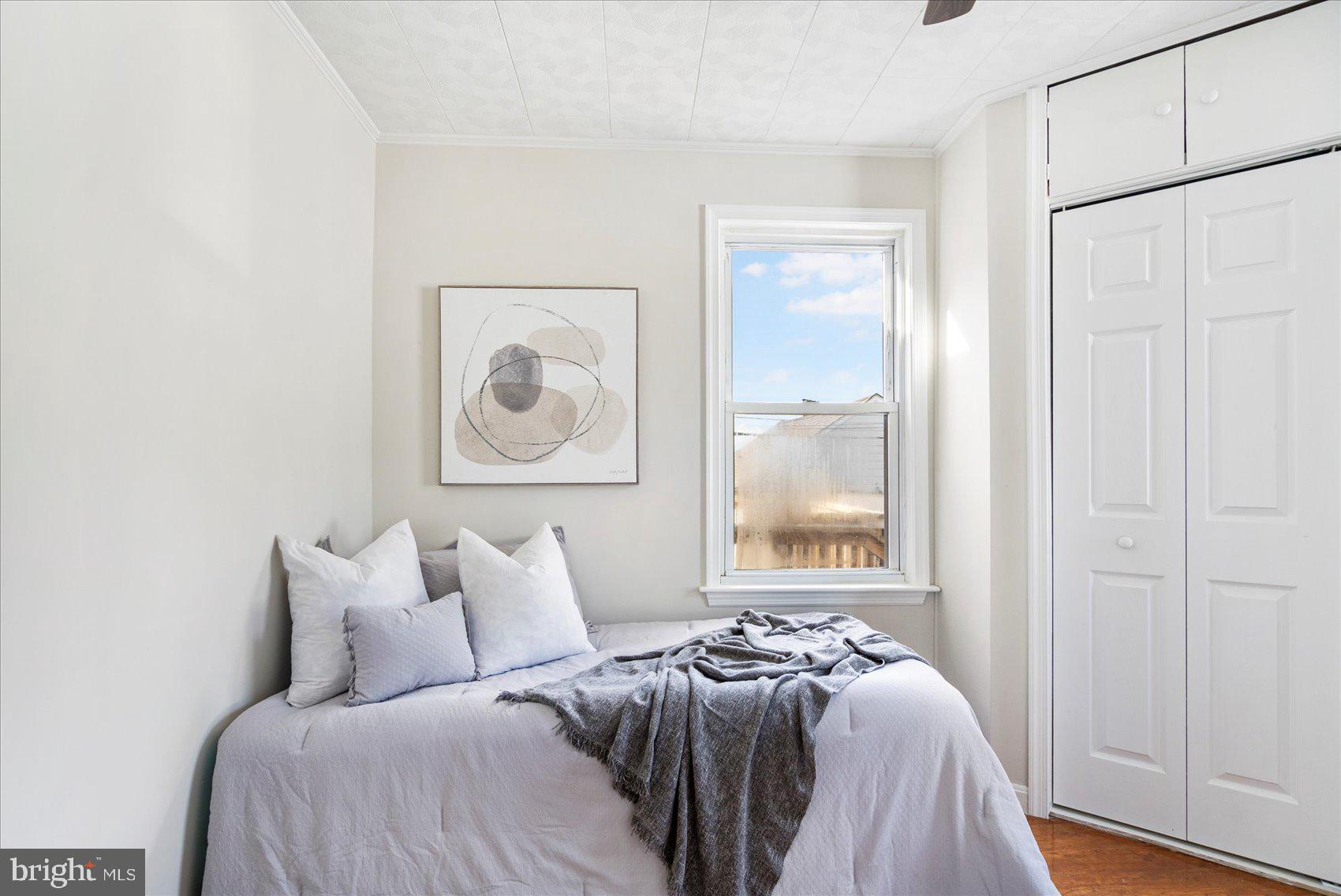 NORWOOD PARK - Residential