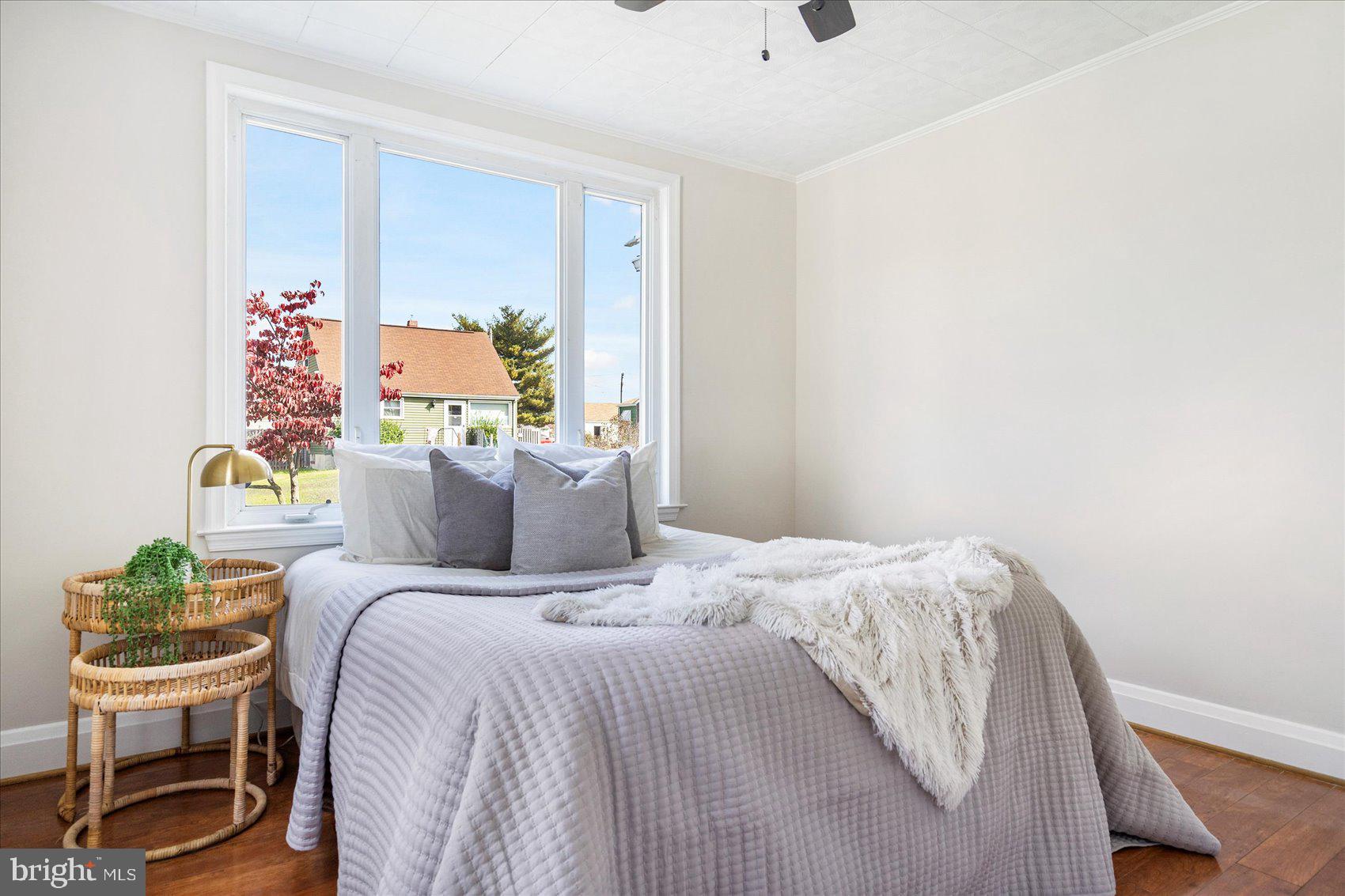 NORWOOD PARK - Residential