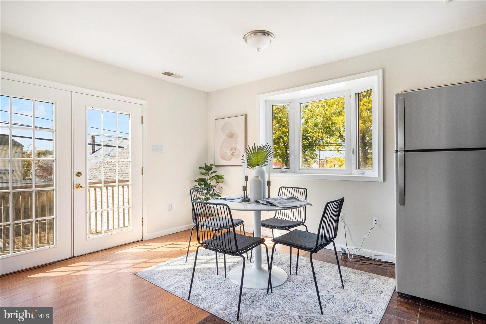 NORWOOD PARK - Residential