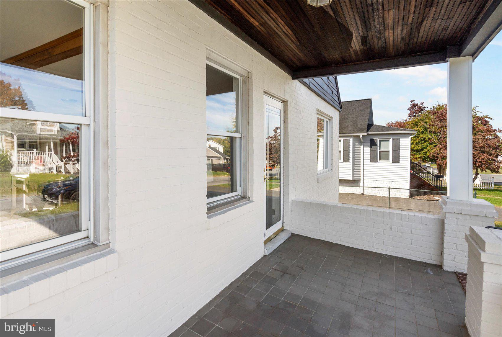 NORWOOD PARK - Residential