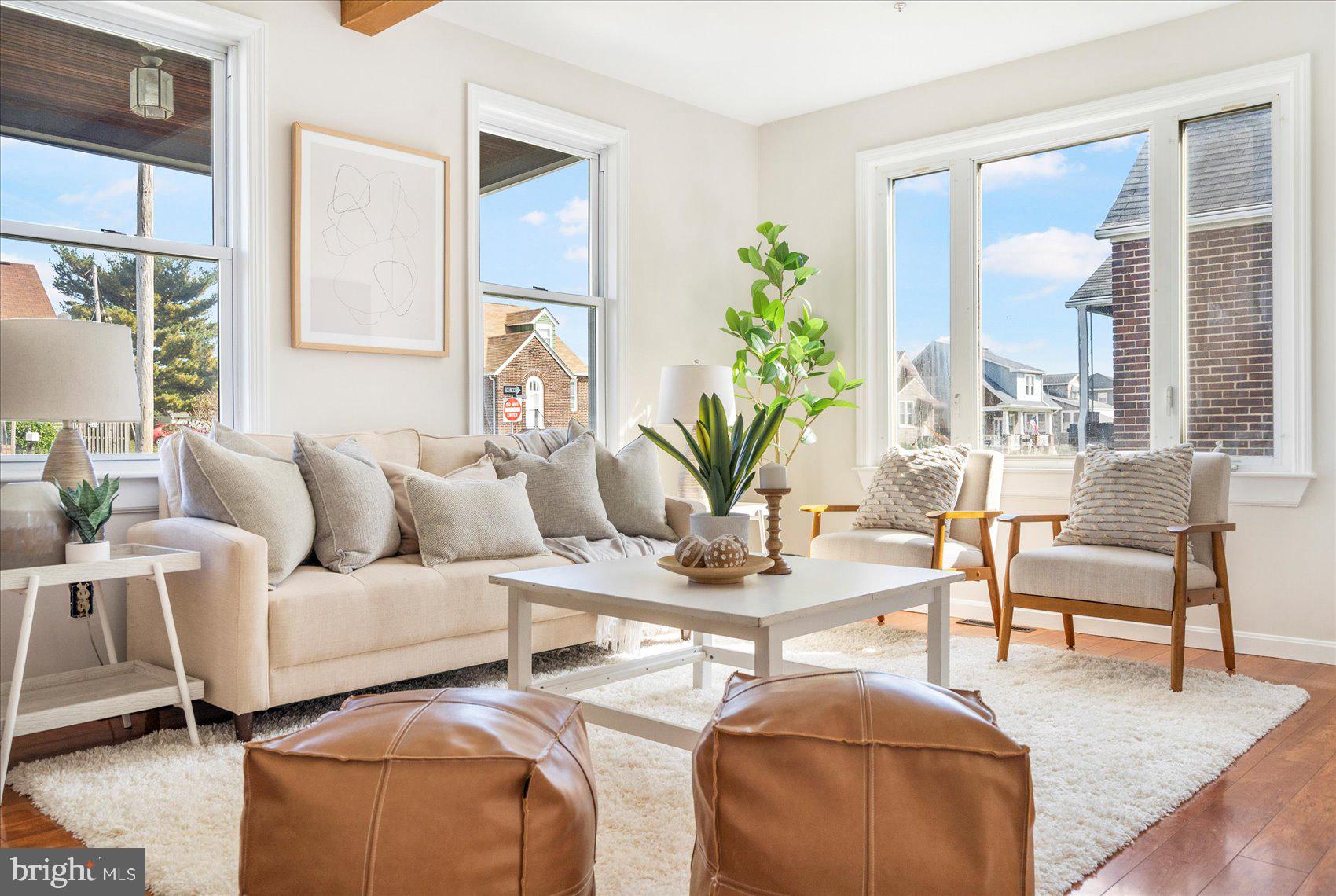 NORWOOD PARK - Residential