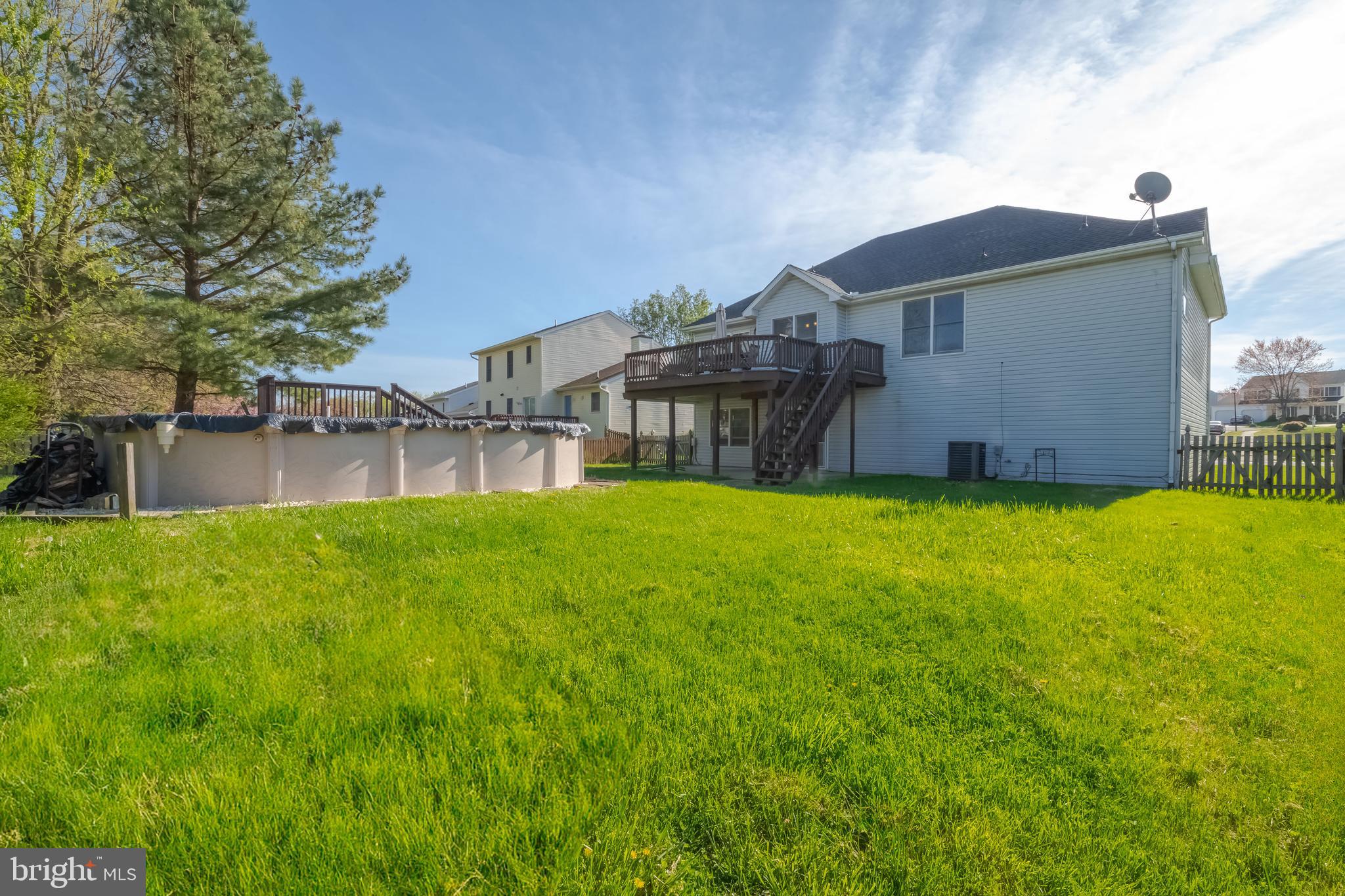 BAY VIEW ESTATES - Residential