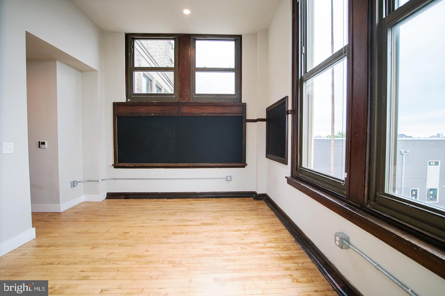 POINT BREEZE - Residential Lease