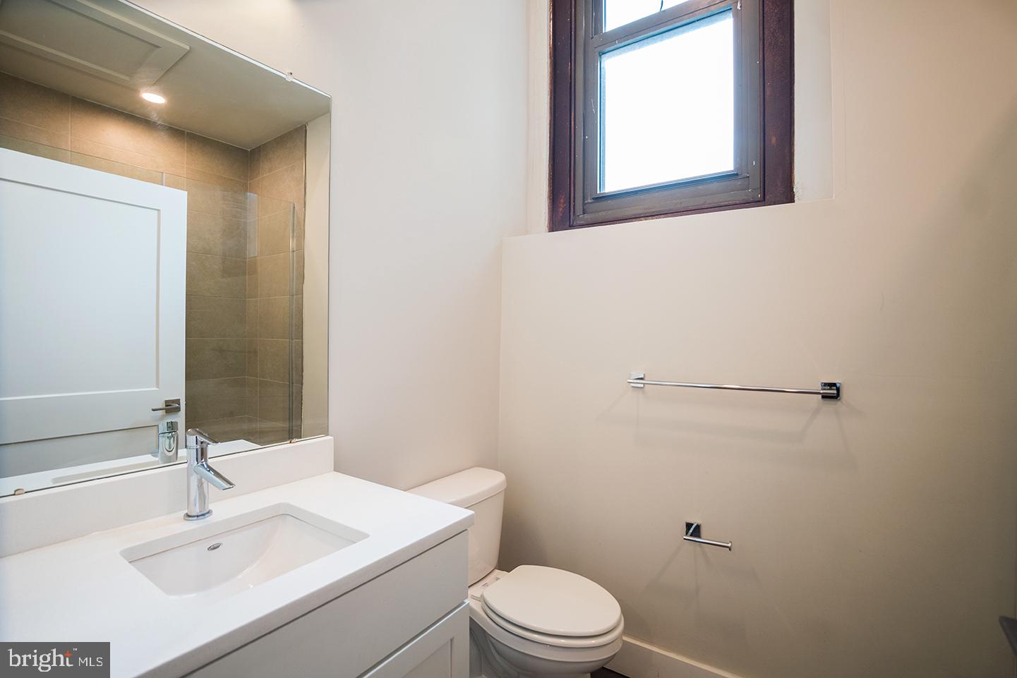 POINT BREEZE - Residential Lease