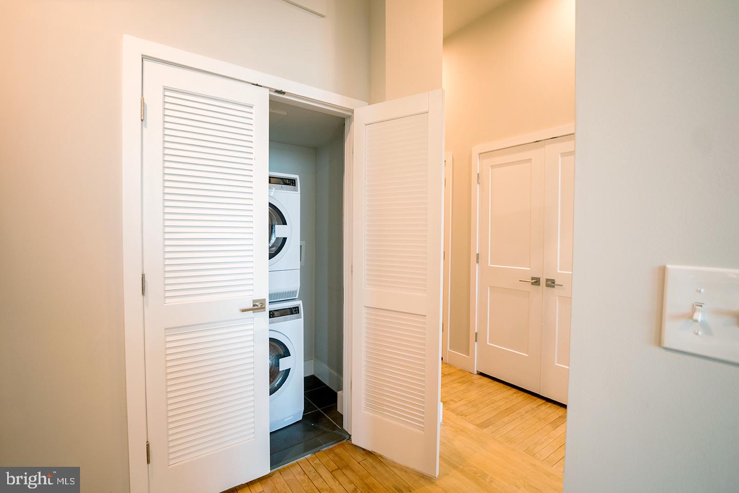 POINT BREEZE - Residential Lease