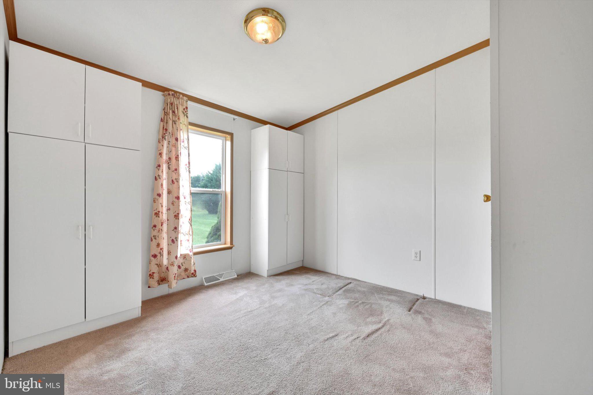 VALLEY VIEW - Residential