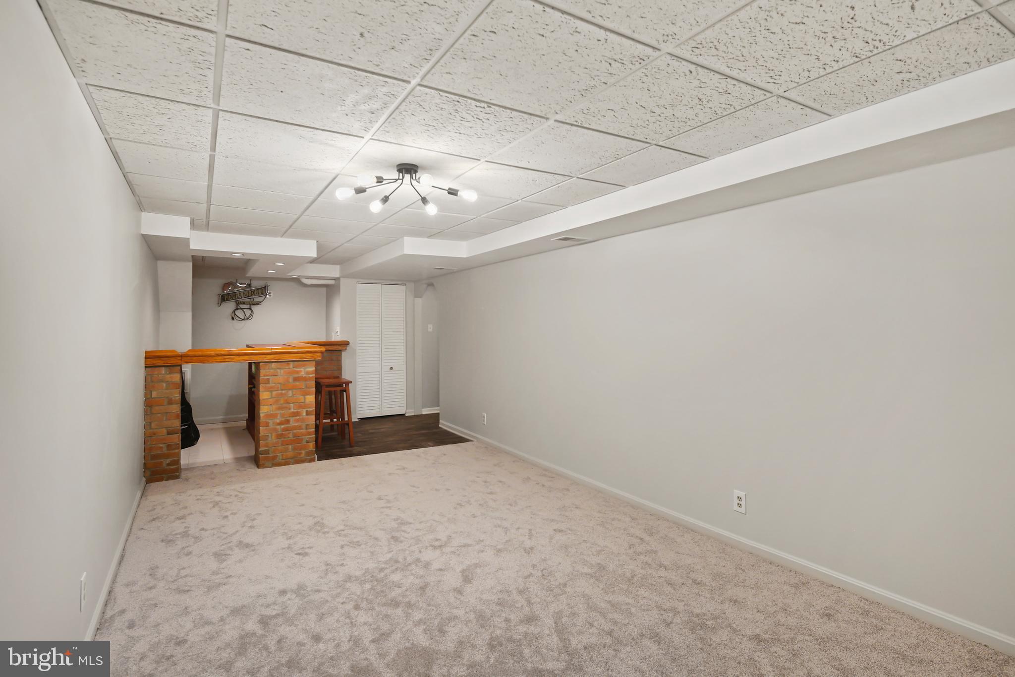 FAIRLAND - Residential