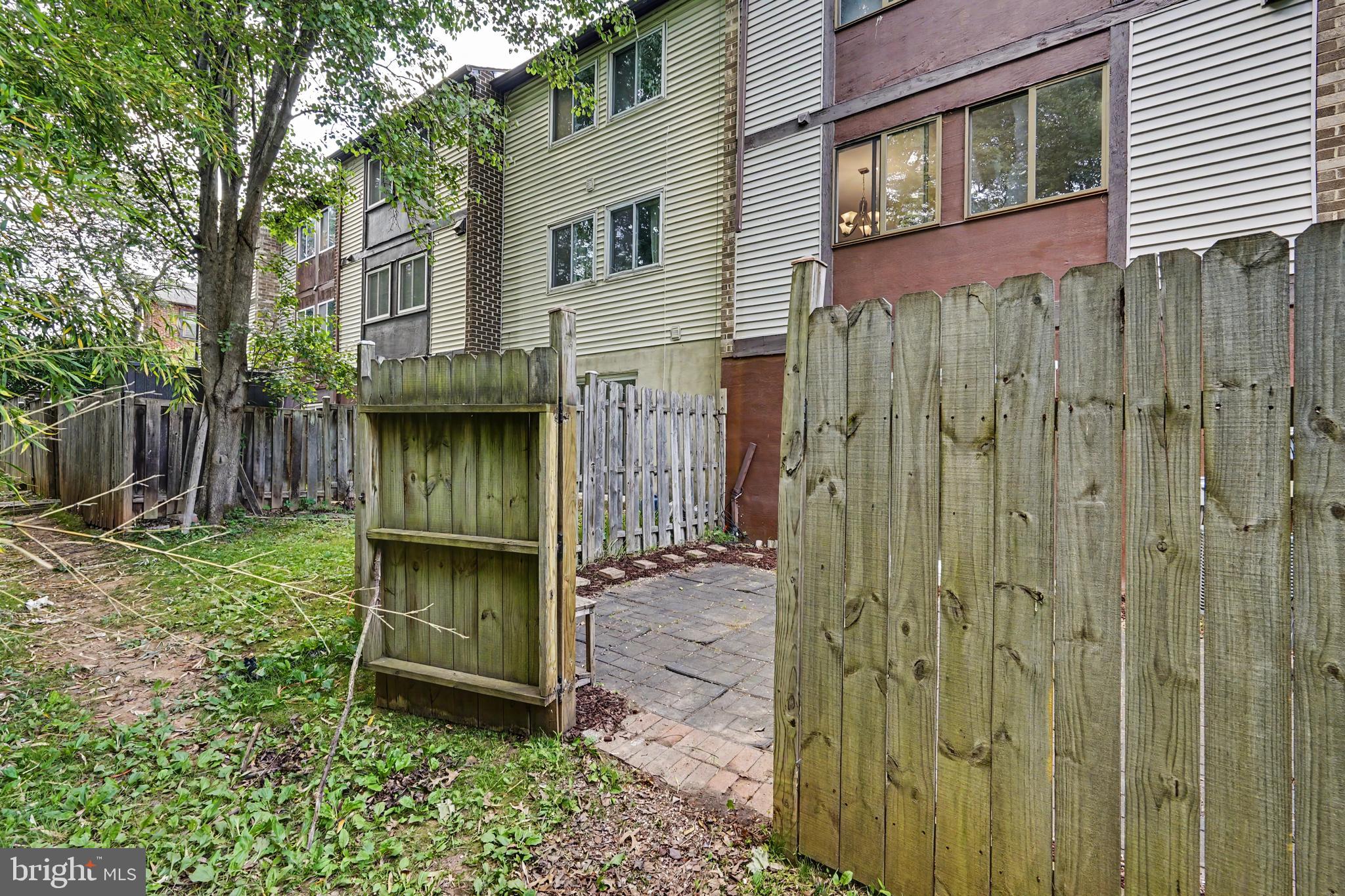 SUGARLAND RUN - Residential