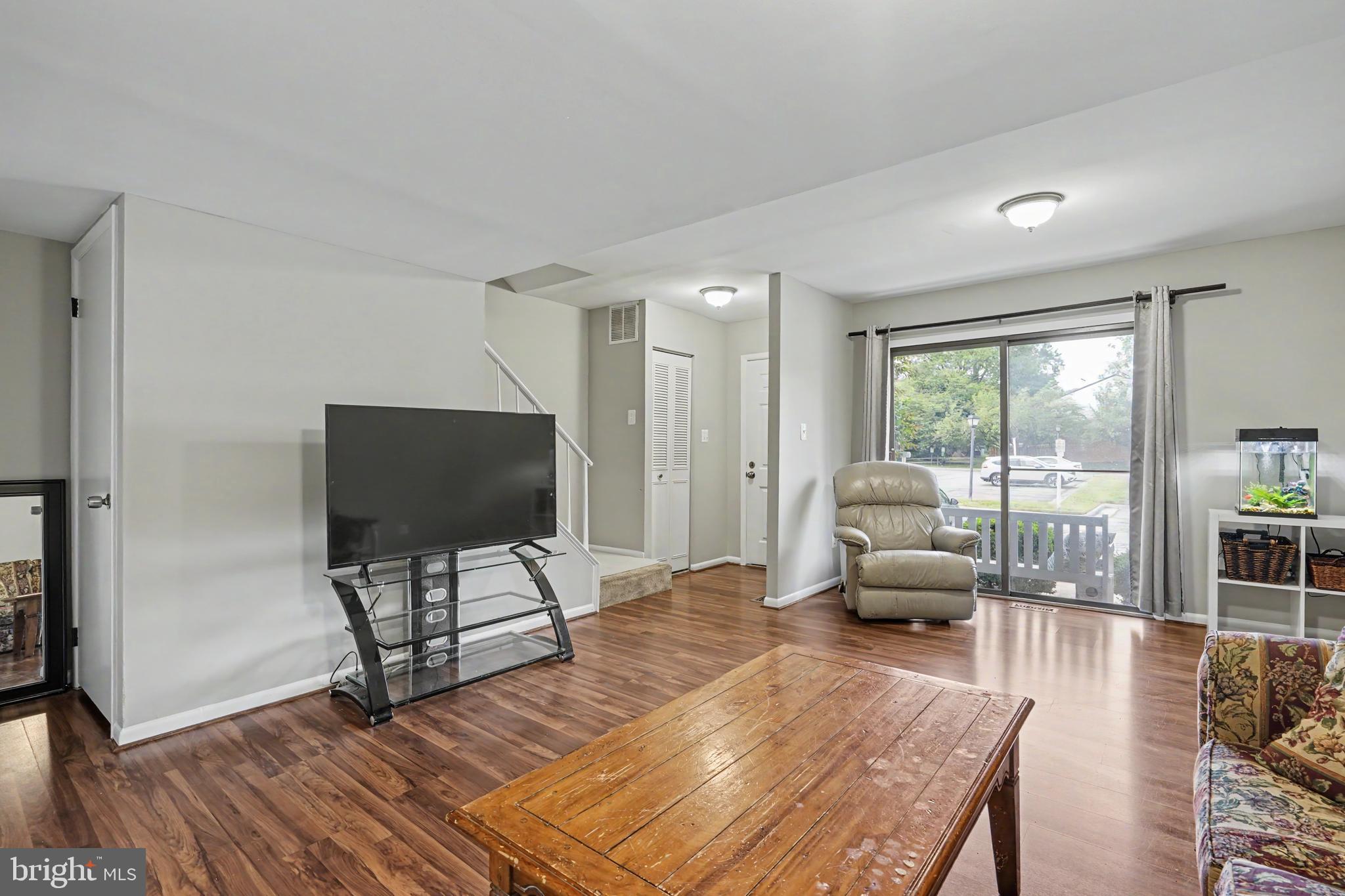 SUGARLAND RUN - Residential