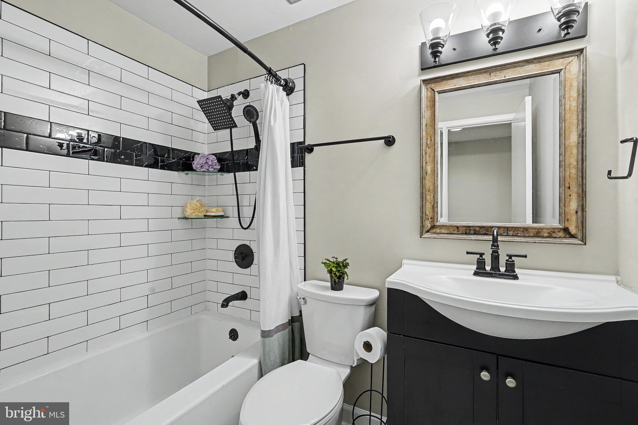 SUGARLAND RUN - Residential