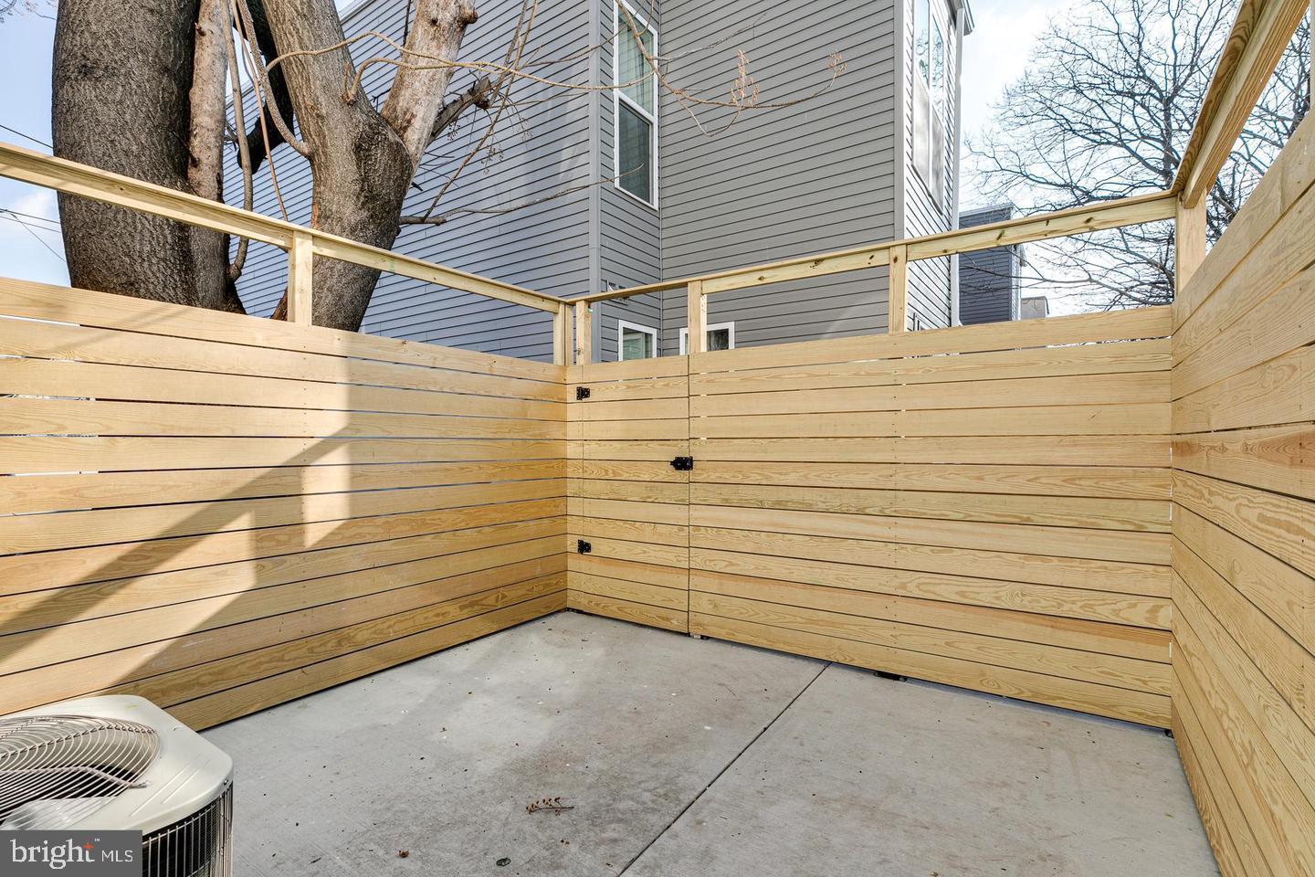GRAYS FERRY - Residential