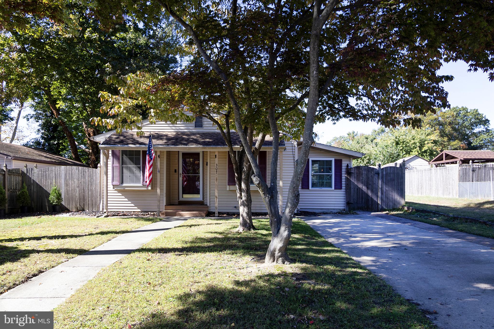 307 FERN AVENUE