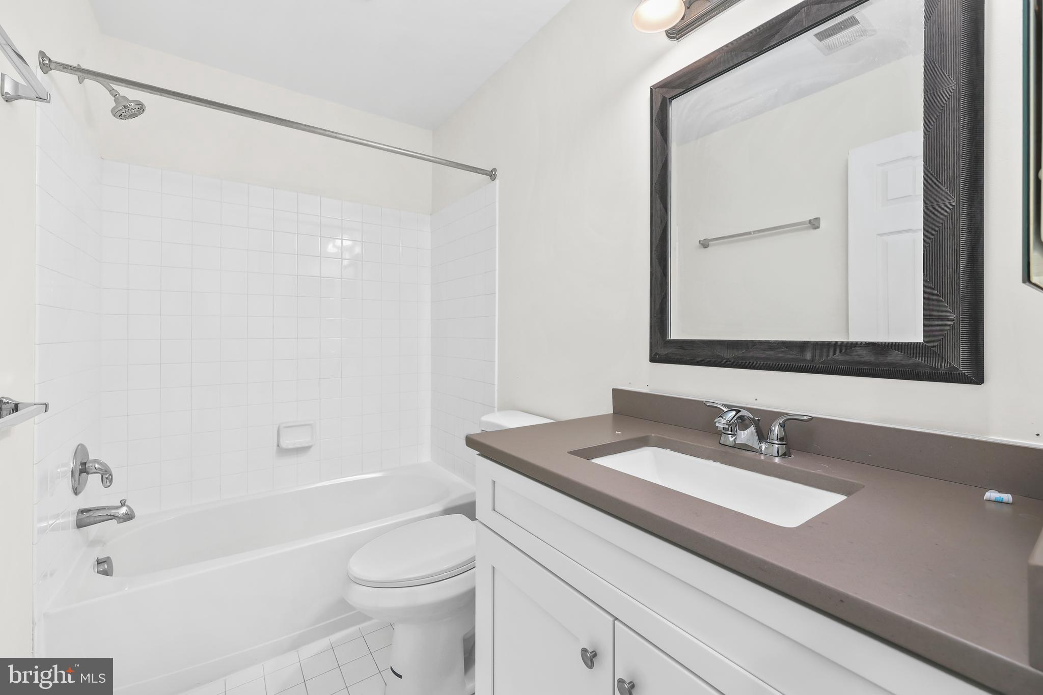 FAIRCREST - Residential