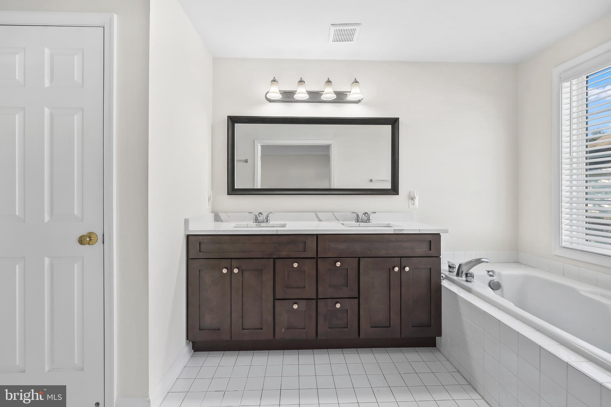 FAIRCREST - Residential