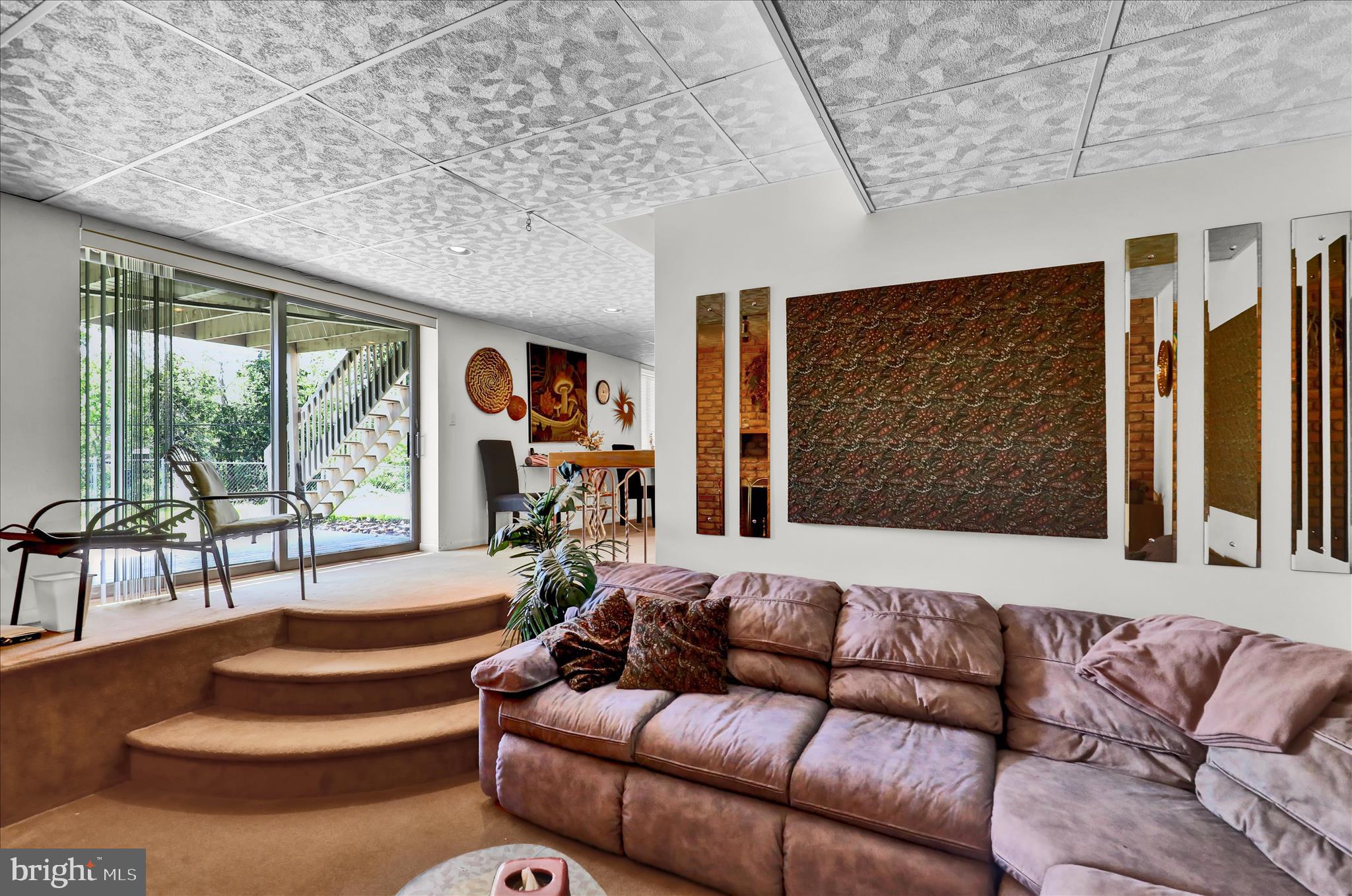 FAR HILLS FARM - Residential