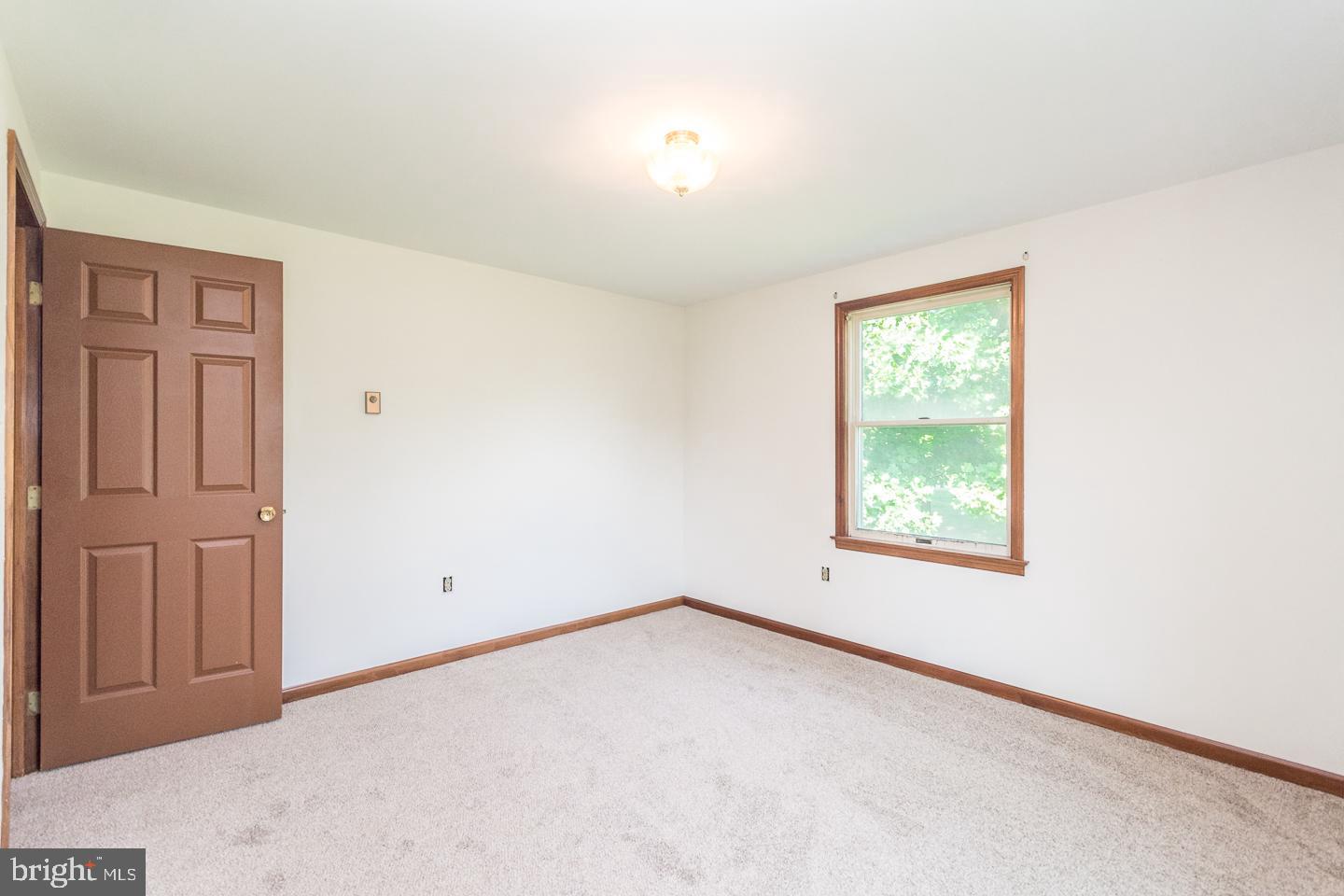 SHEPHERDS KNOLL - Residential