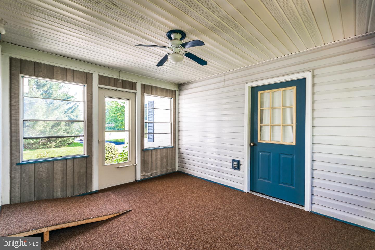 SHEPHERDS KNOLL - Residential