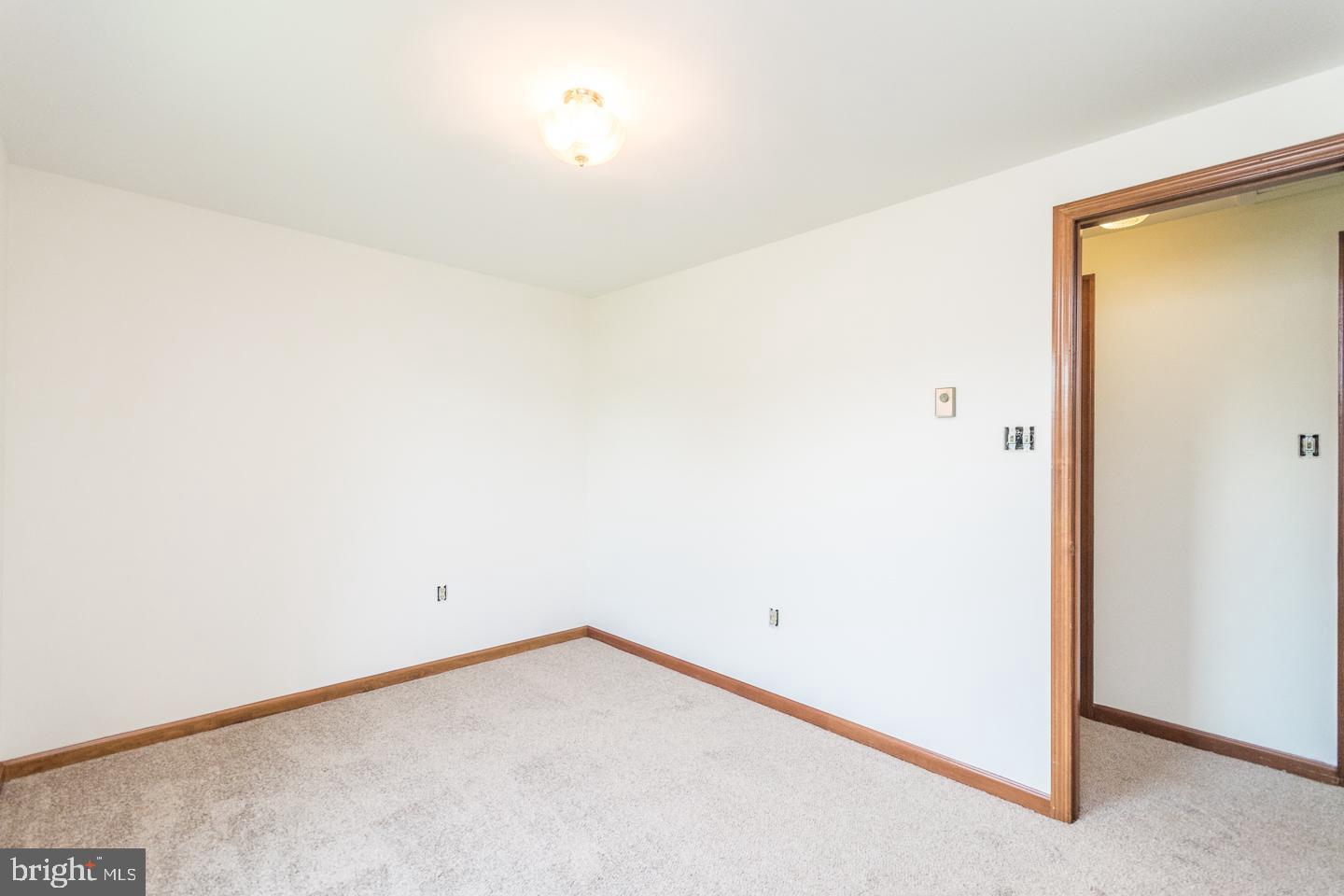 SHEPHERDS KNOLL - Residential