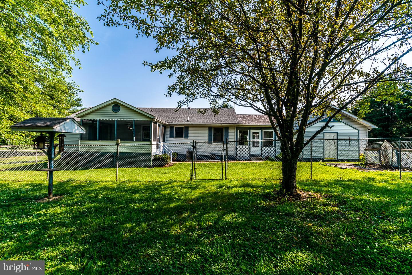 SHEPHERDS KNOLL - Residential