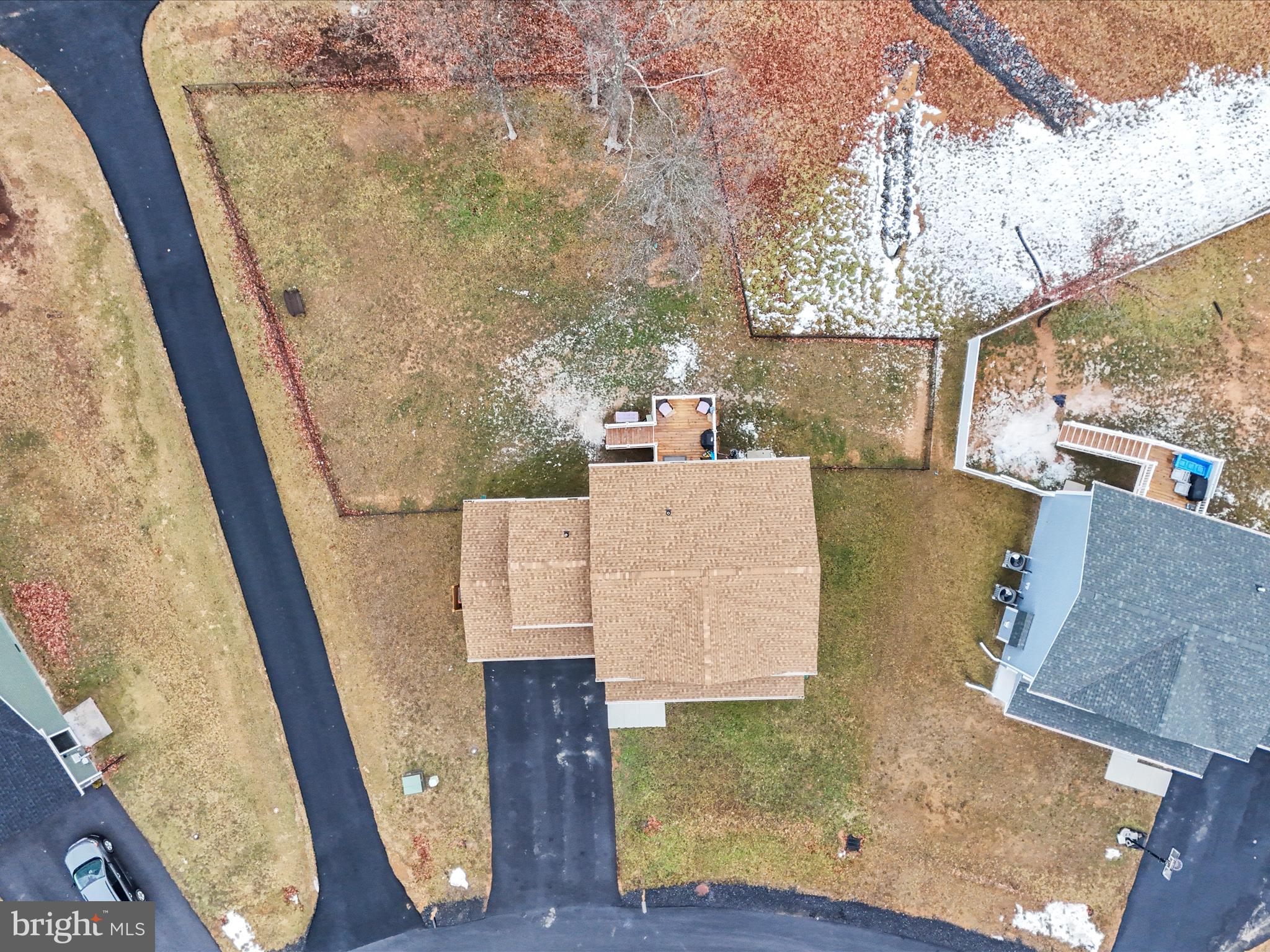 MIDDLE CREEK MANOR - Residential