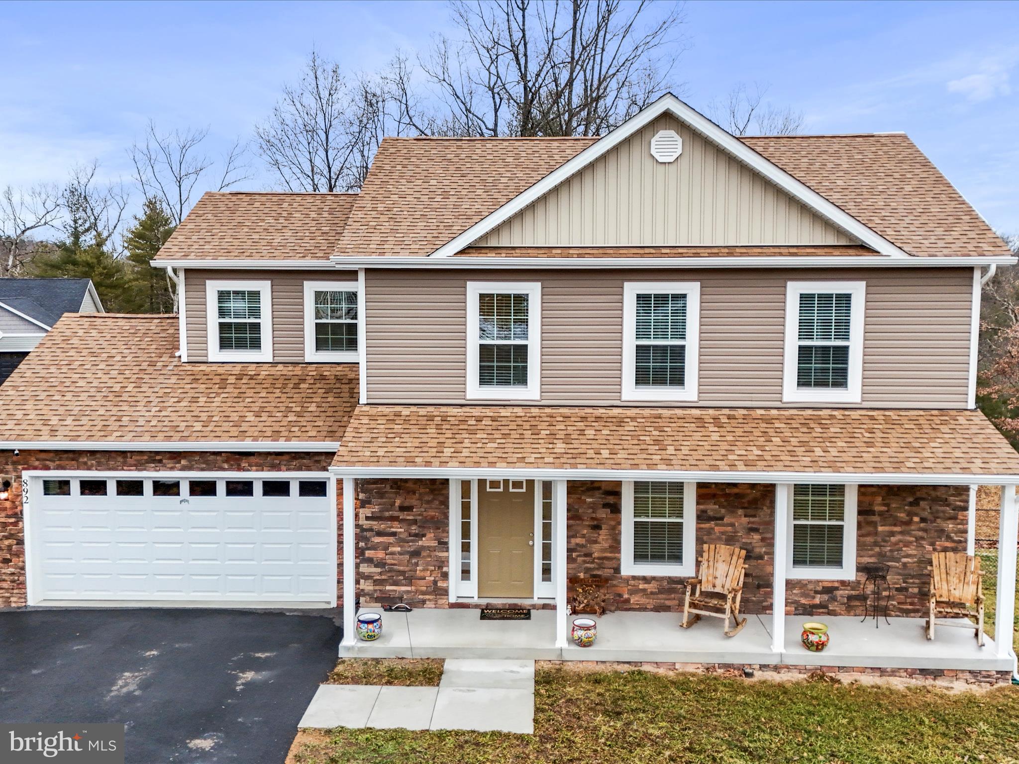 MIDDLE CREEK MANOR - Residential