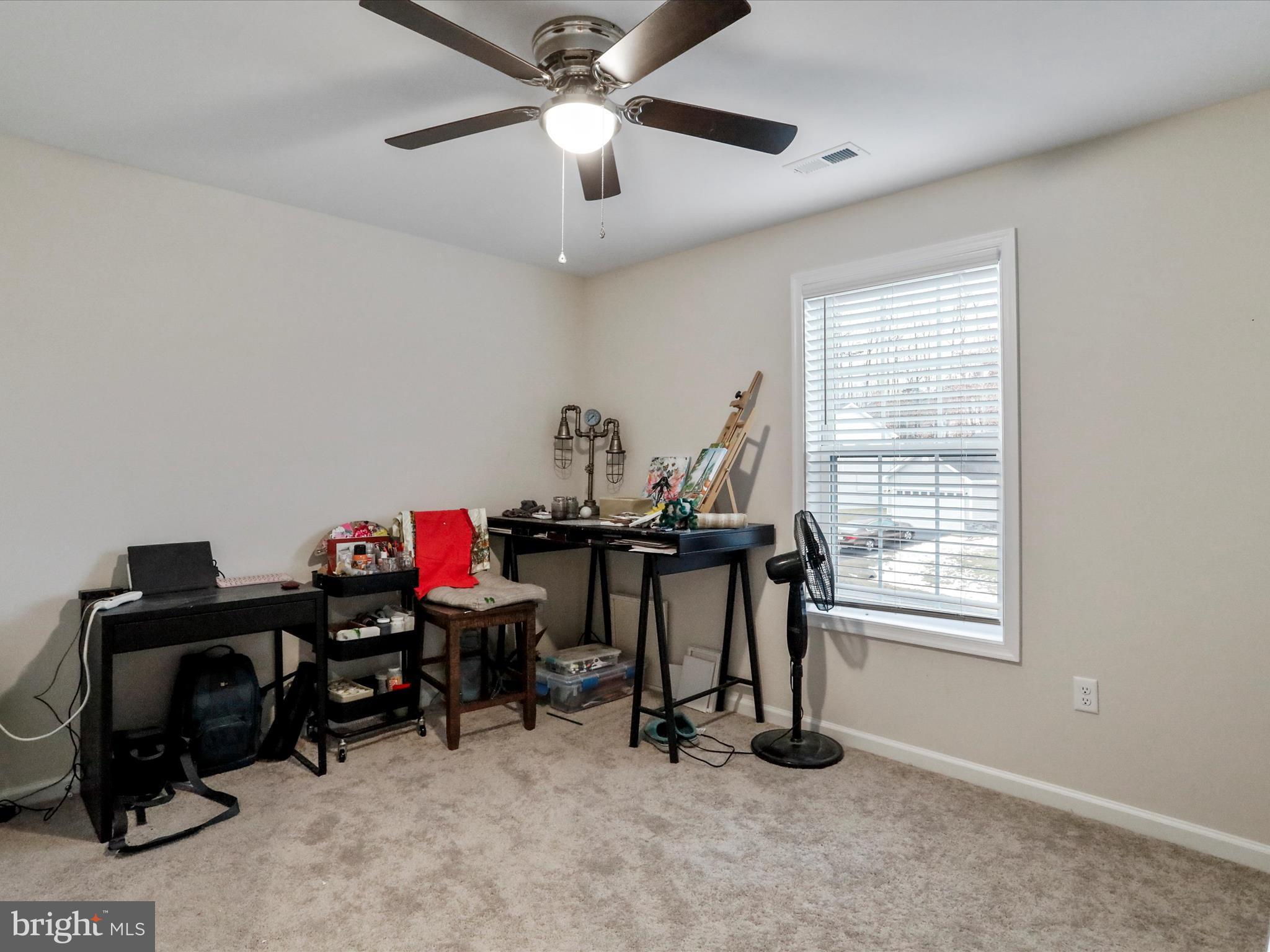 MIDDLE CREEK MANOR - Residential