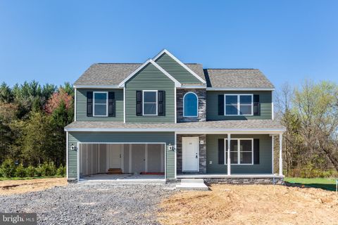 114 MAPLE STREET LITTLESTOWN PA 17340