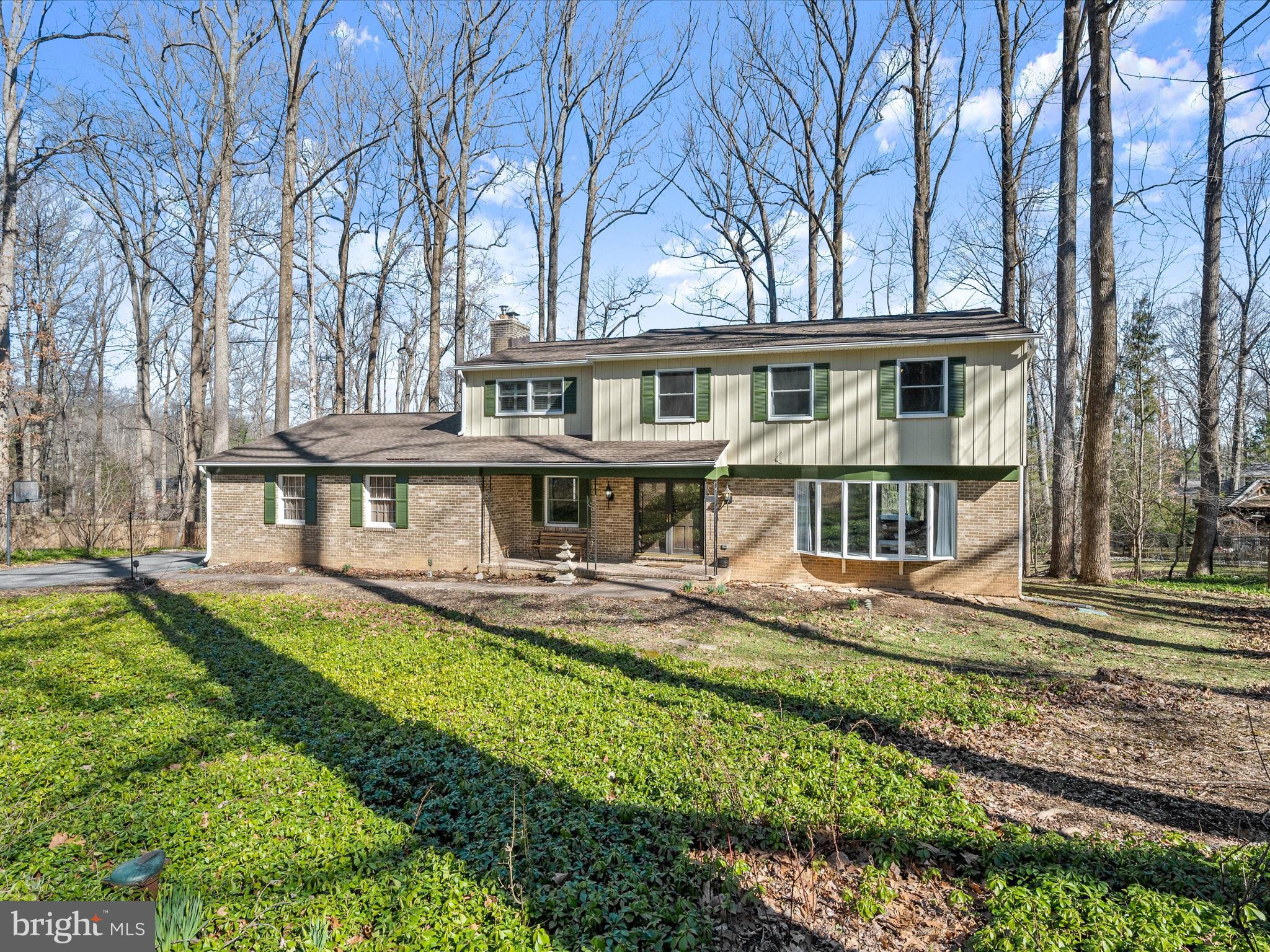 10 BUCKSWAY ROAD