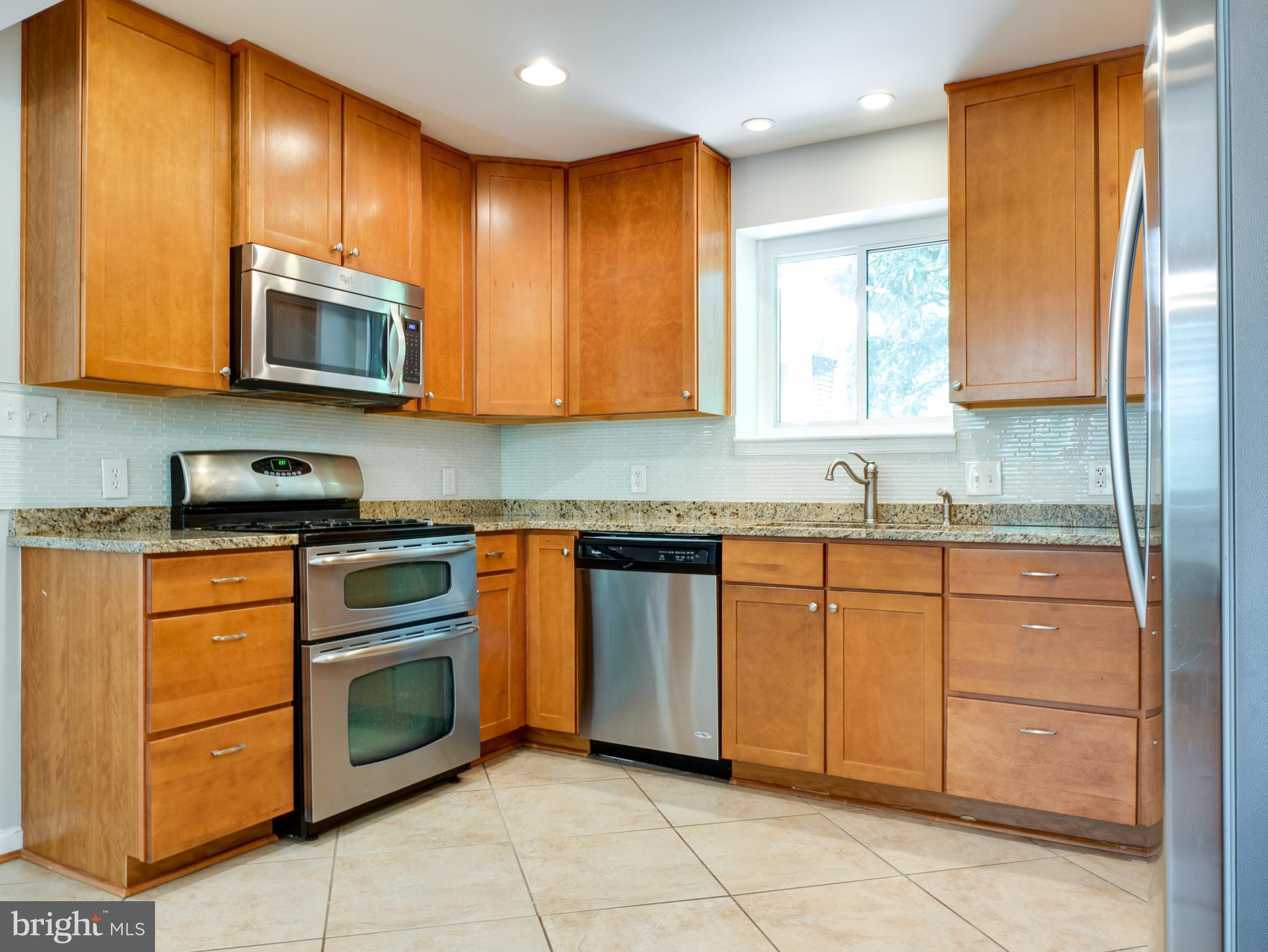 WEST SPRINGFIELD VILLAGE - Residential Lease