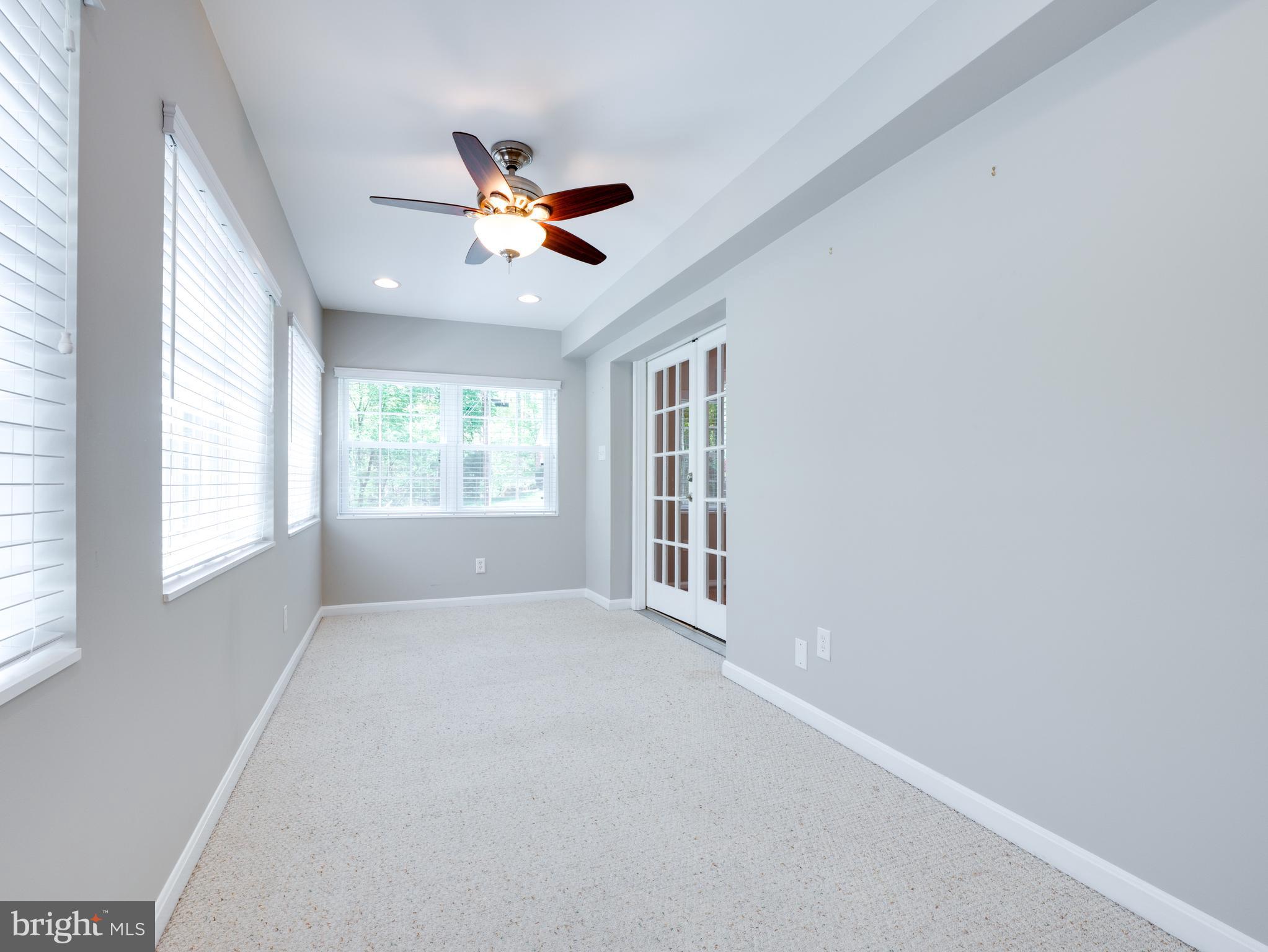 WEST SPRINGFIELD VILLAGE - Residential Lease