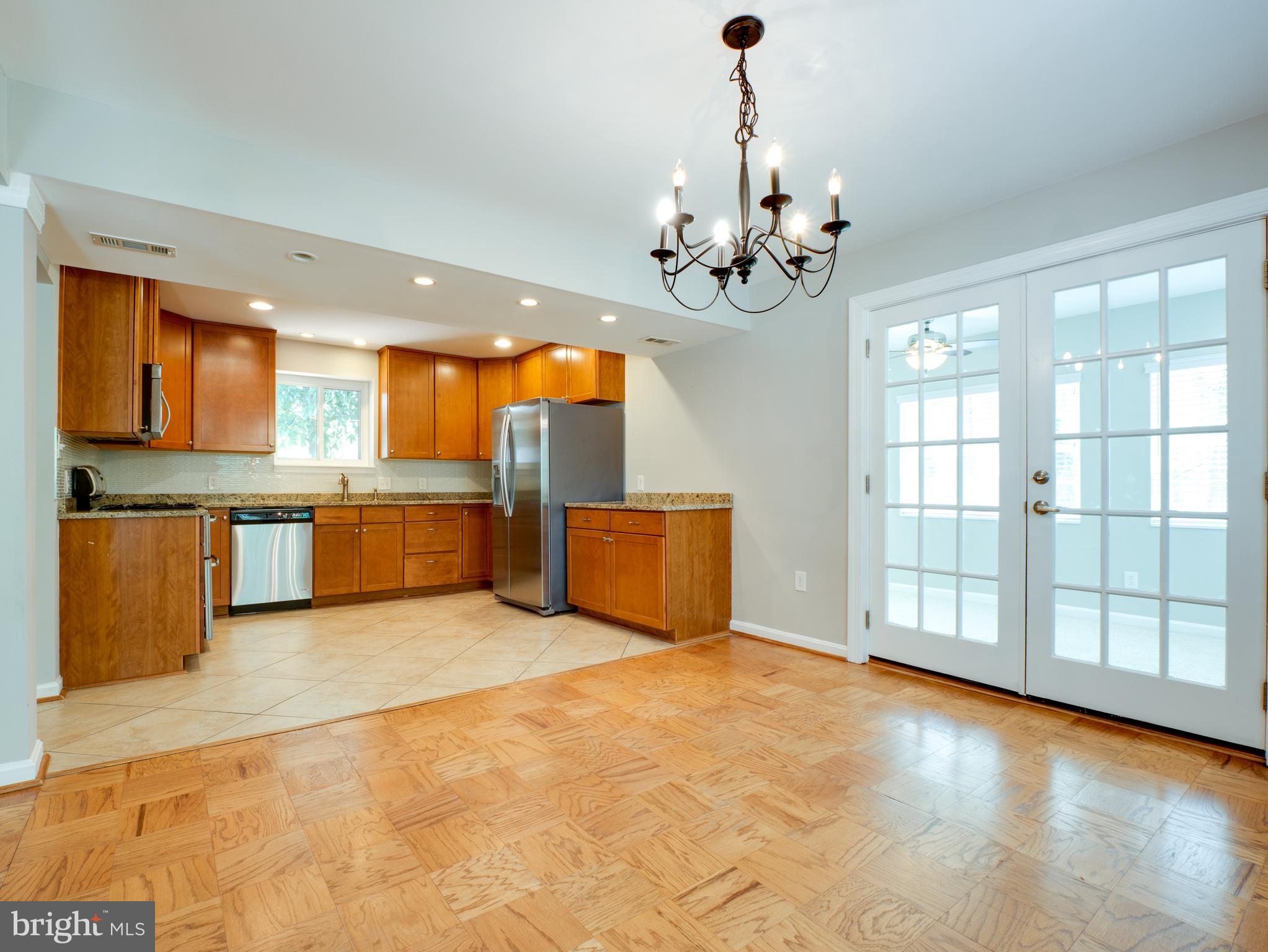 WEST SPRINGFIELD VILLAGE - Residential Lease