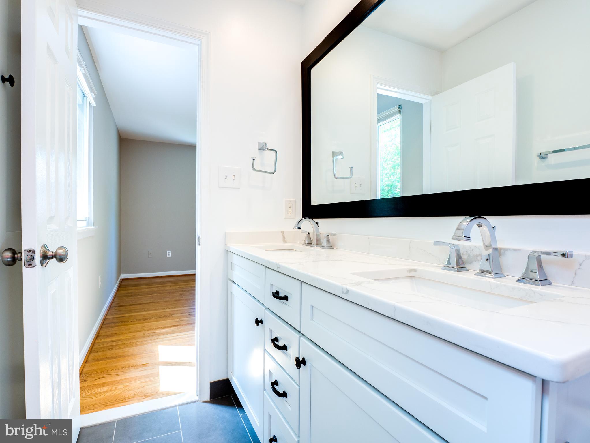 WEST SPRINGFIELD VILLAGE - Residential Lease