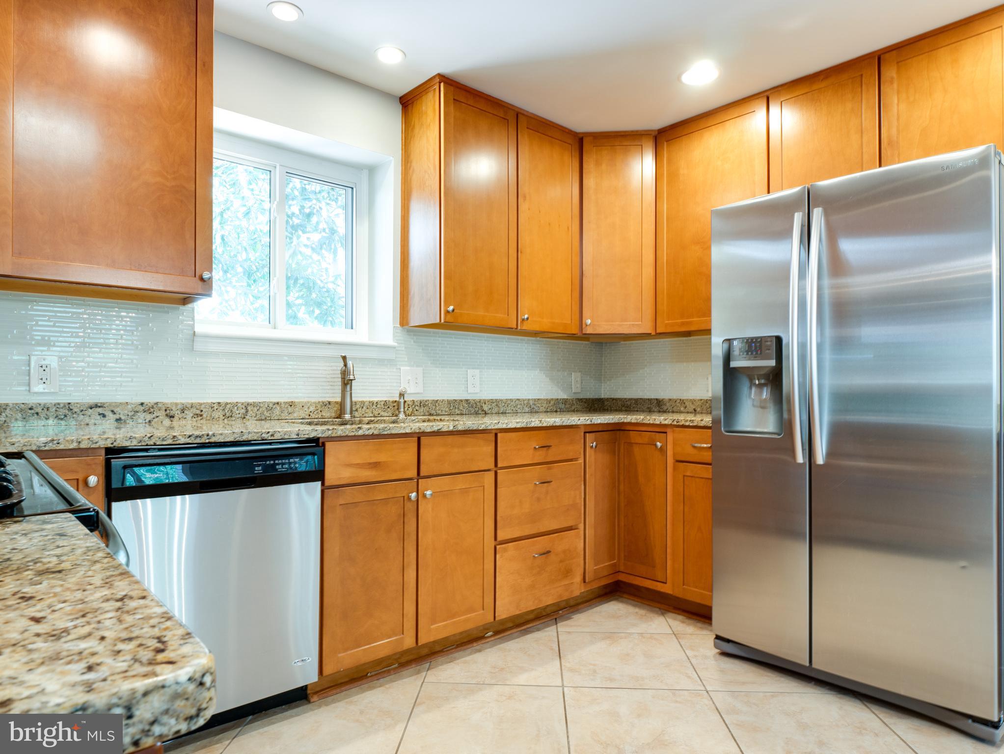 WEST SPRINGFIELD VILLAGE - Residential Lease