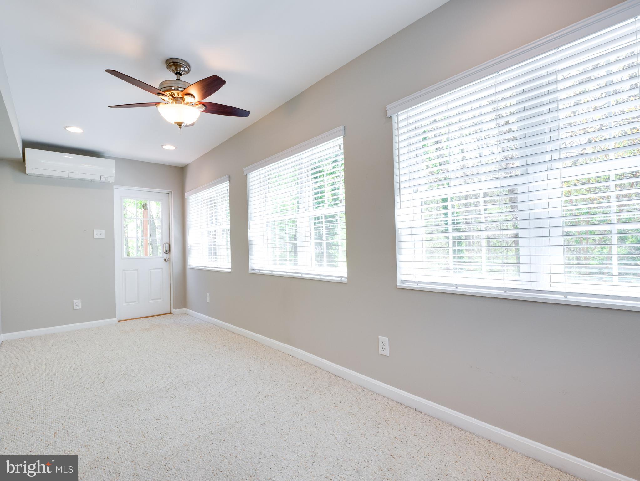 WEST SPRINGFIELD VILLAGE - Residential Lease